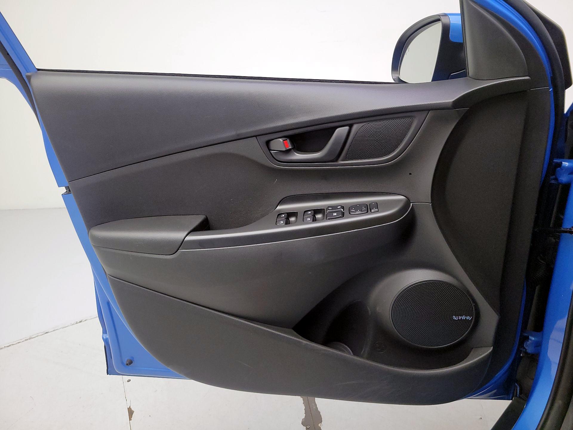 Thumbnail: 2020 Hyundai Kona - 12