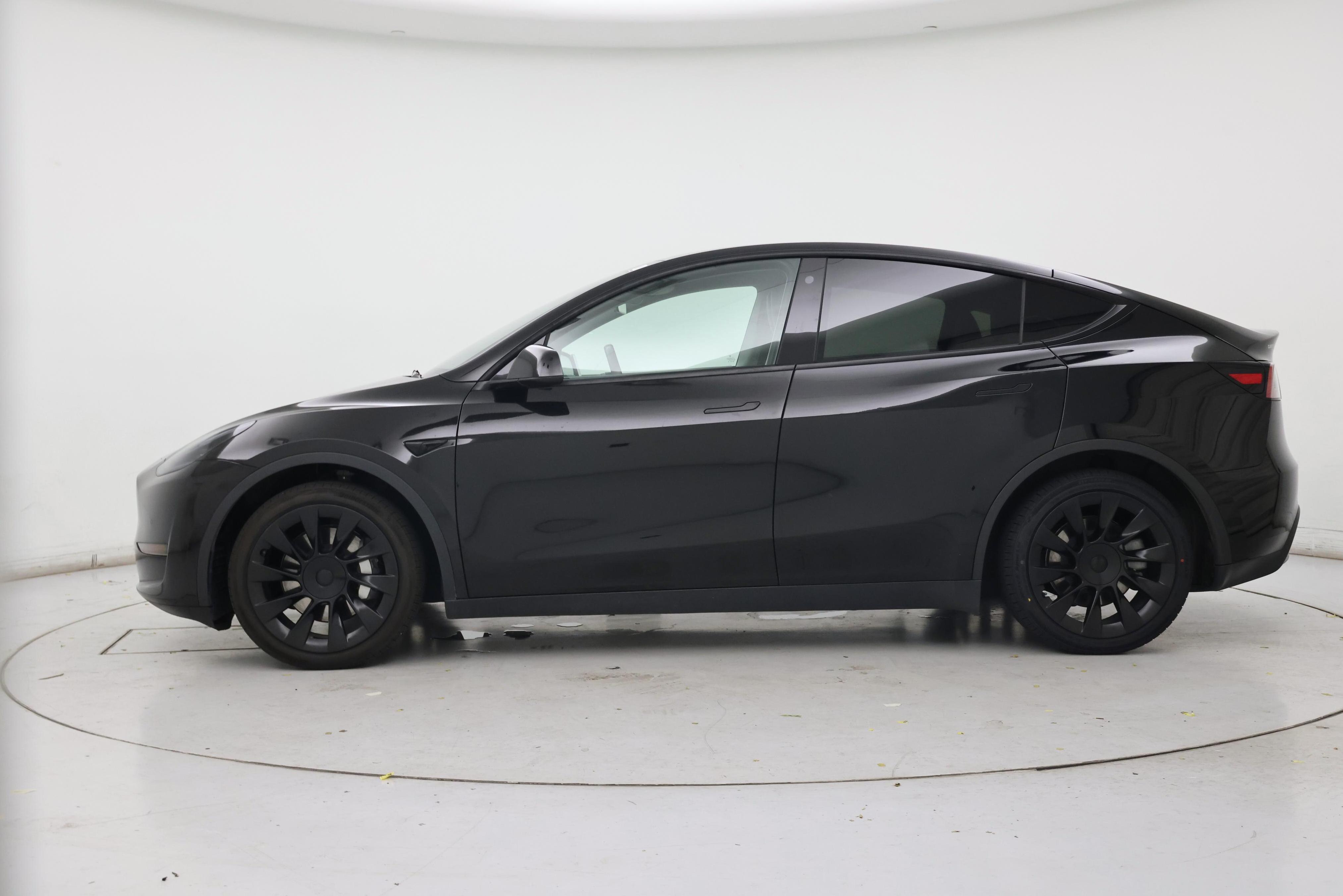 Thumbnail: 2021 Tesla Model Y - 3