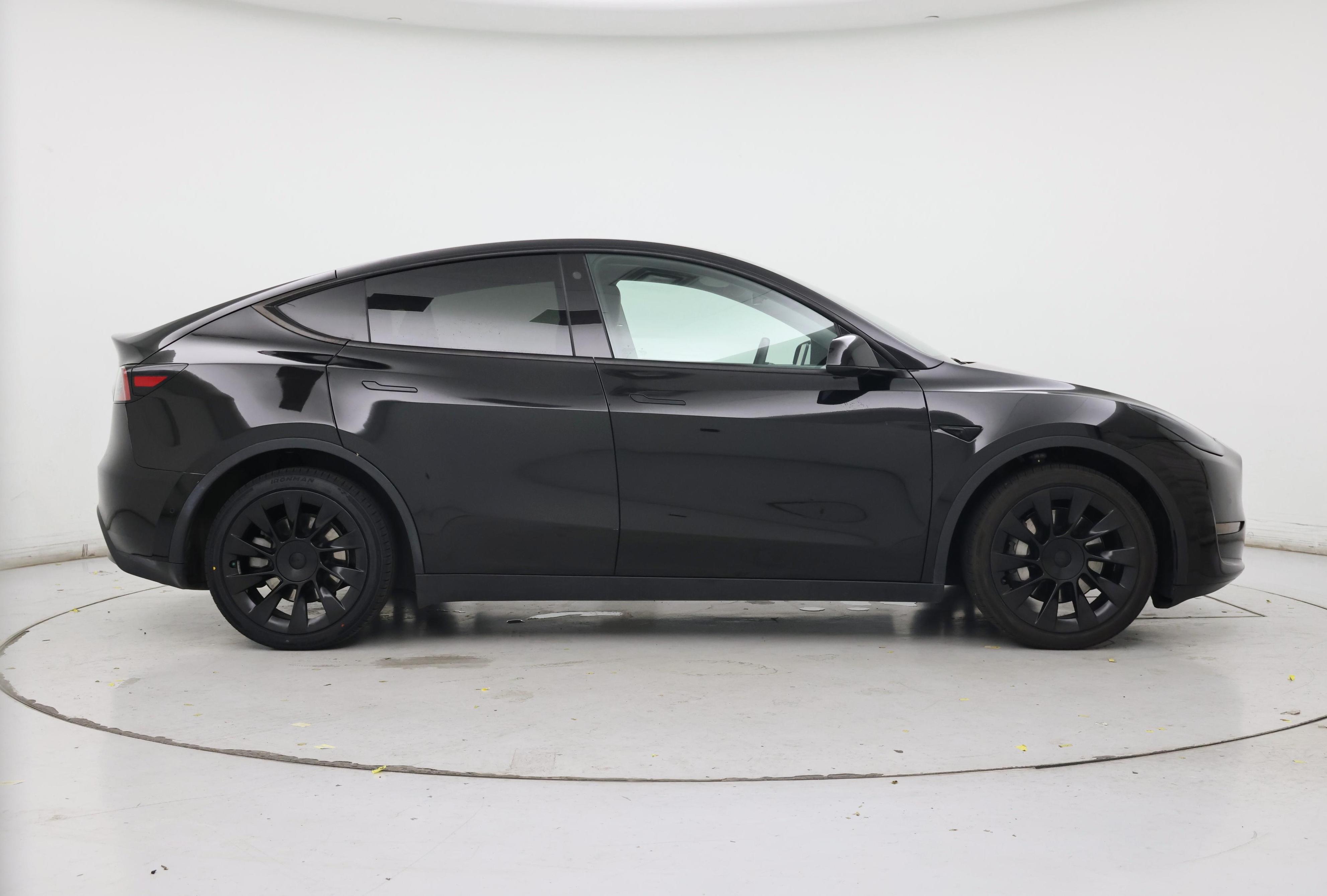 Thumbnail: 2021 Tesla Model Y - 7