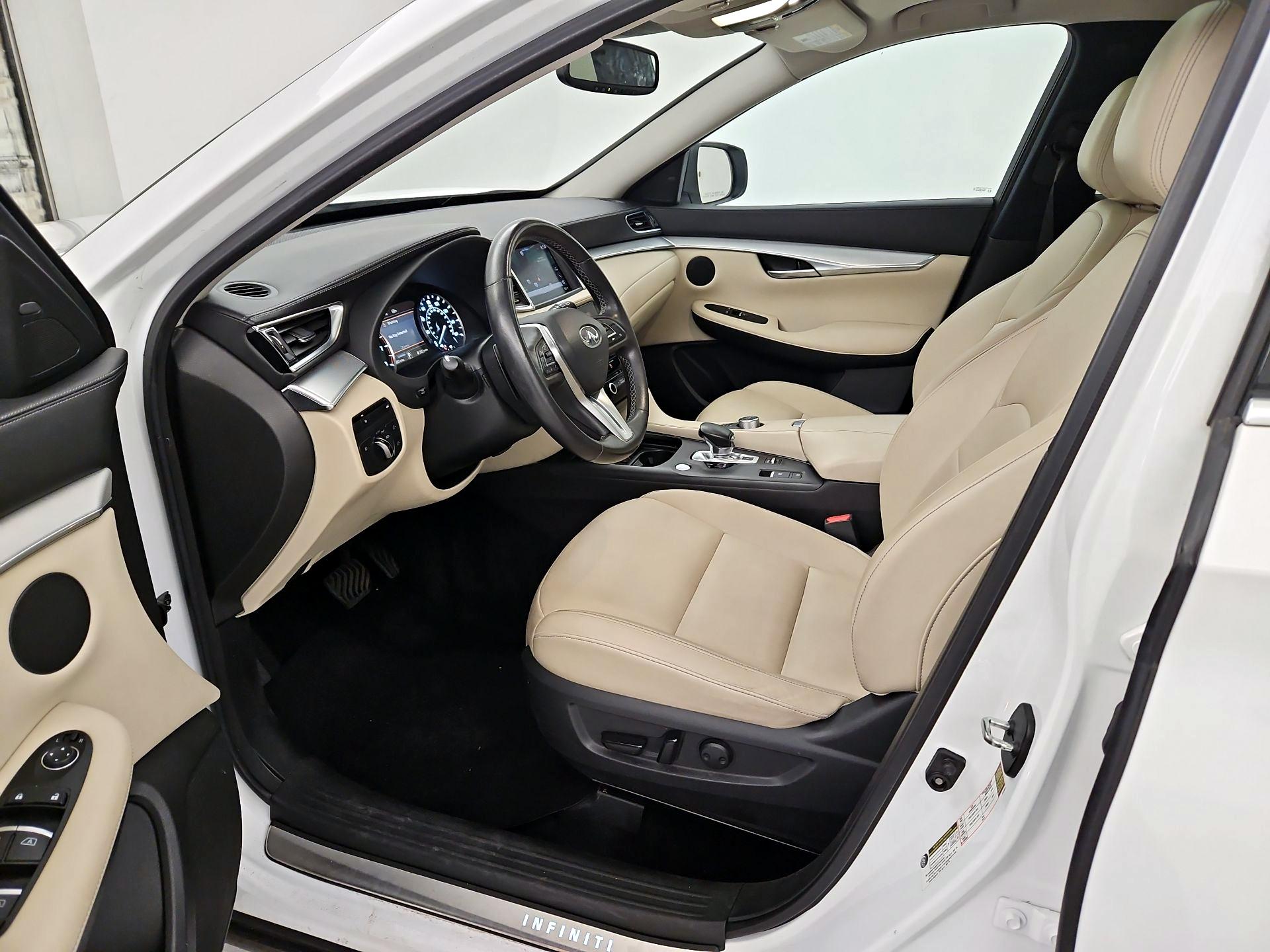 Thumbnail: 2020 INFINITI QX50 - 11