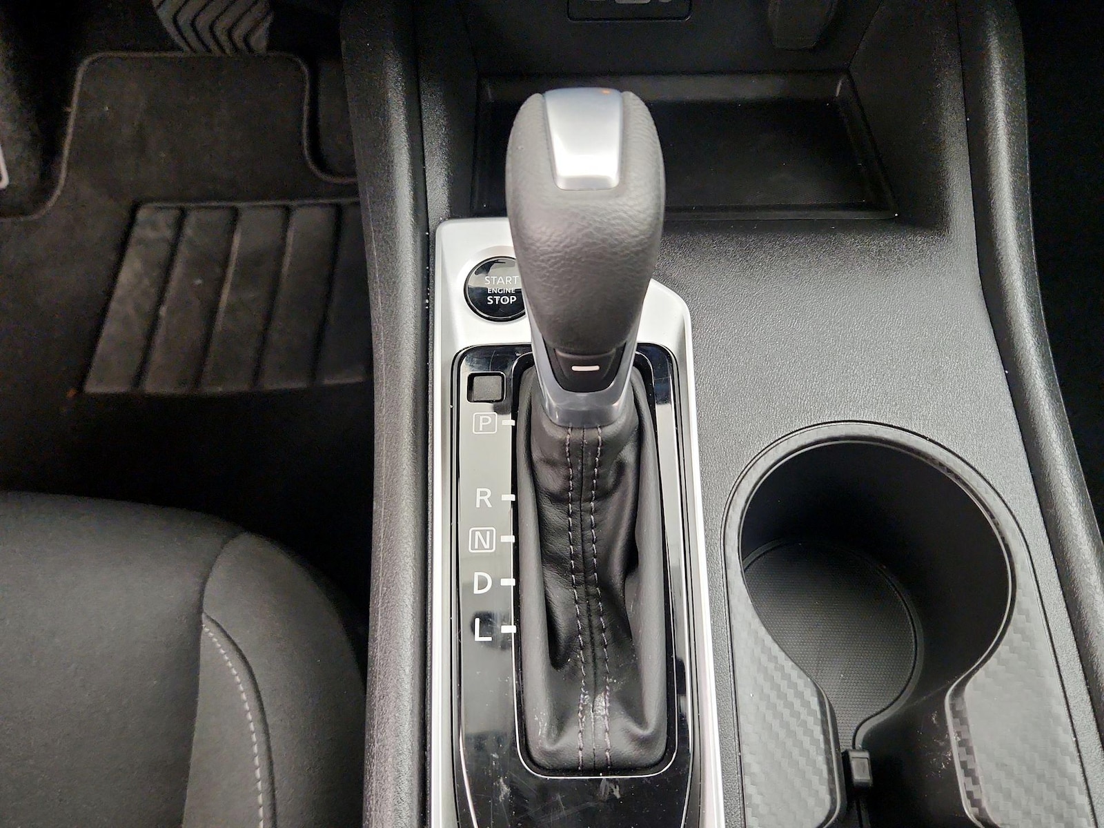 2026 Nissan Altima SV - Photo 17