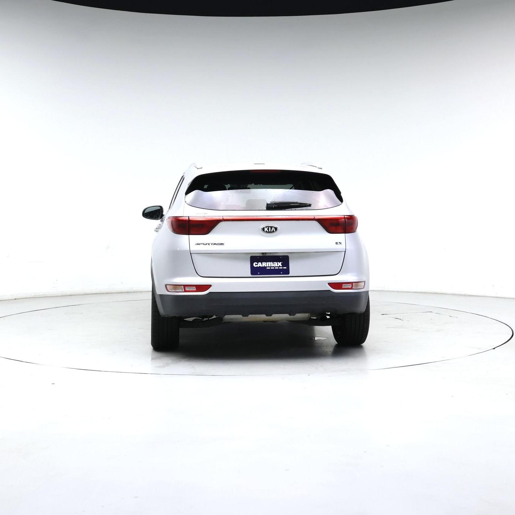 Thumbnail: 2017 Kia Sportage - 3