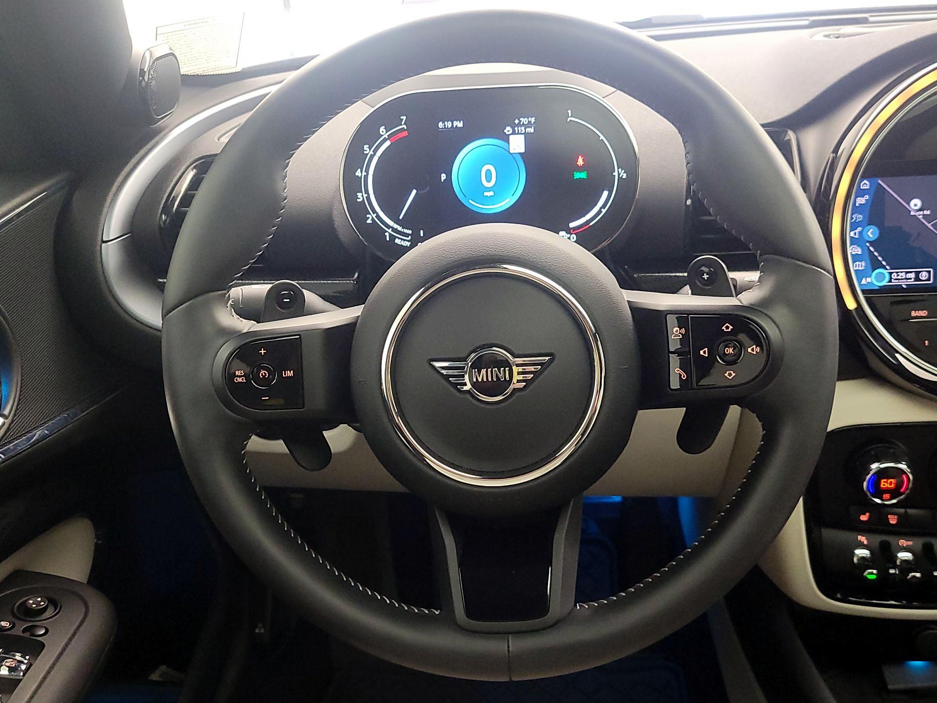 Thumbnail: 2022 MINI Cooper Clubman - 10