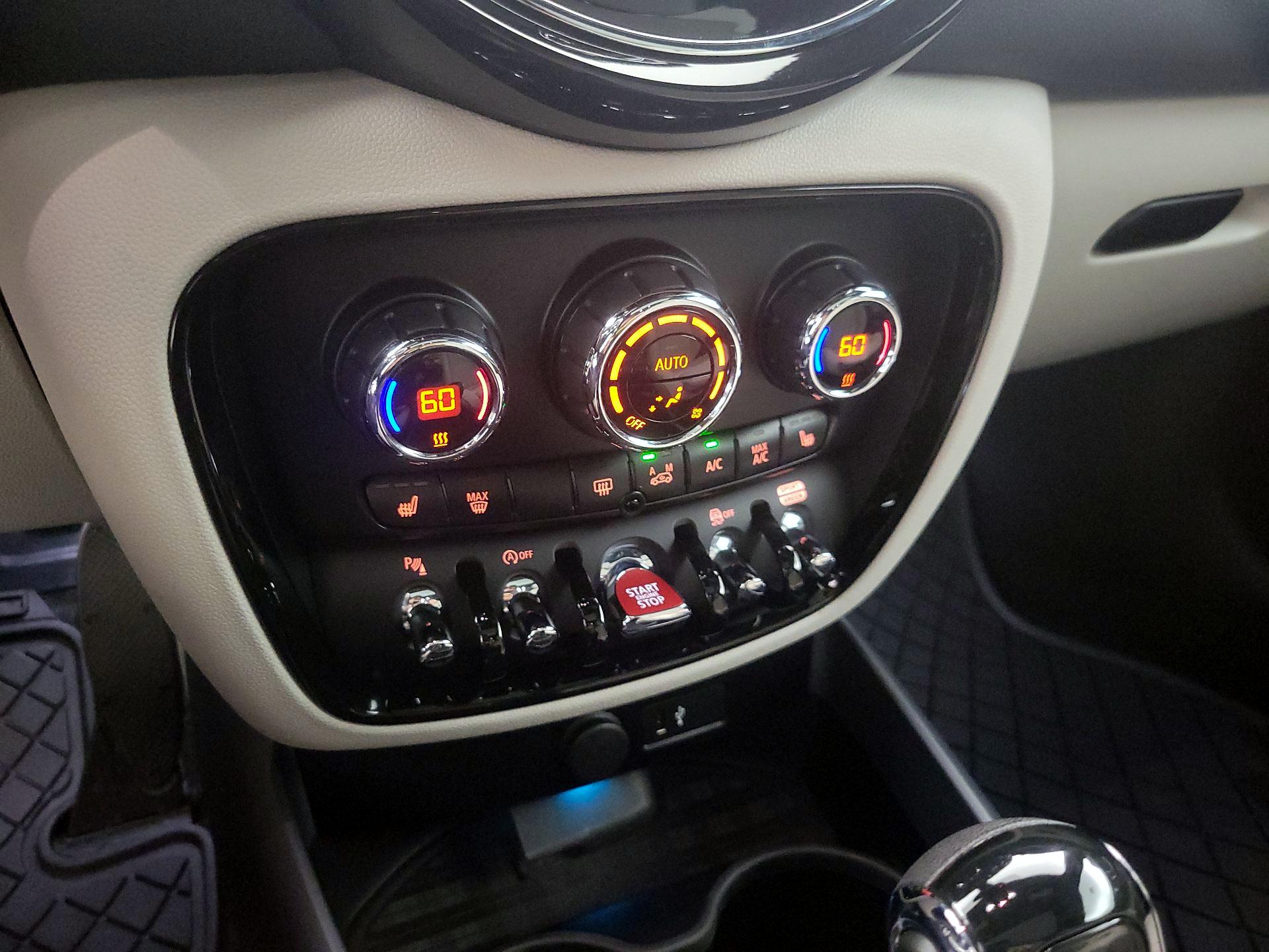 Thumbnail: 2022 MINI Cooper Clubman - 17