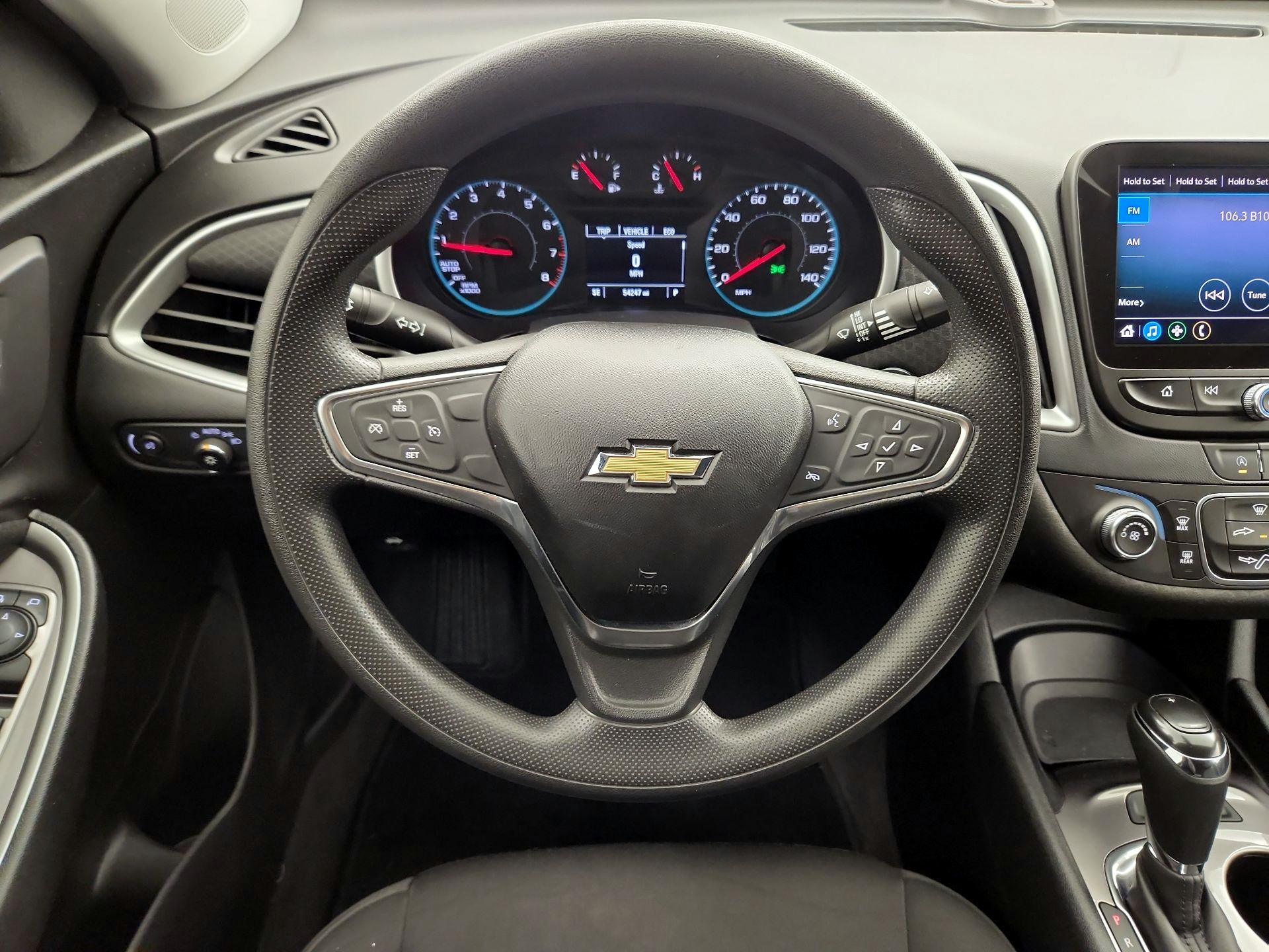 Thumbnail: 2020 Chevrolet Malibu - 10