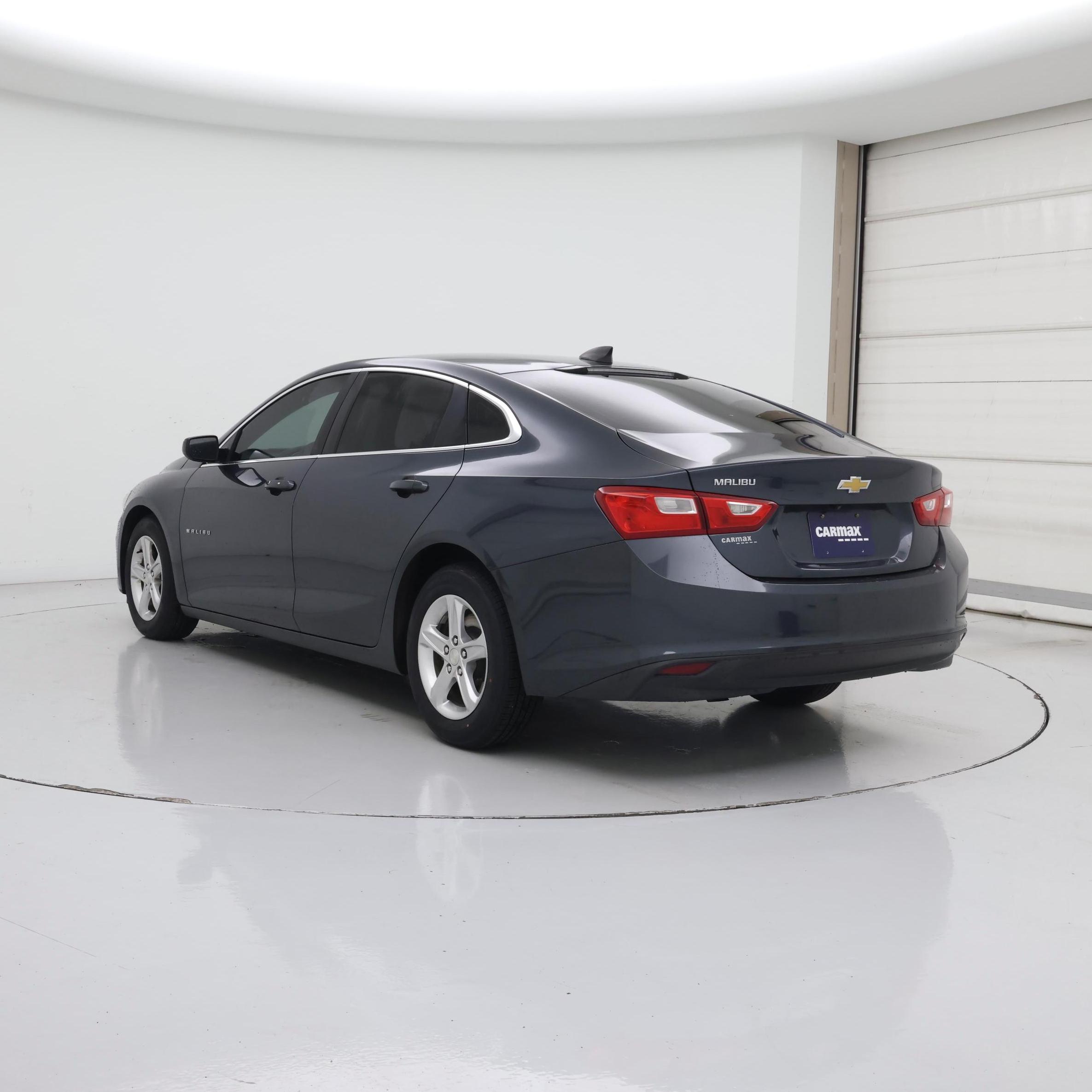 Thumbnail: 2020 Chevrolet Malibu - 2