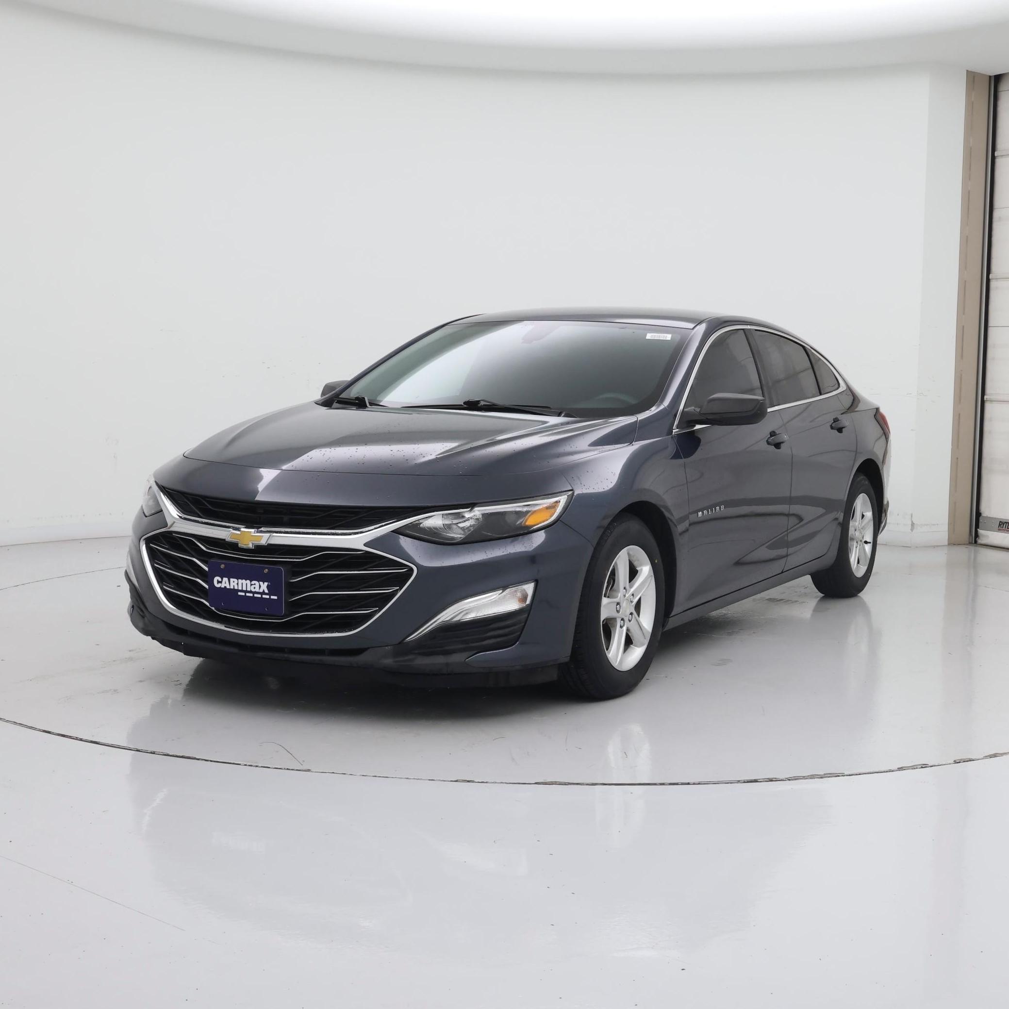 Thumbnail: 2020 Chevrolet Malibu - 4