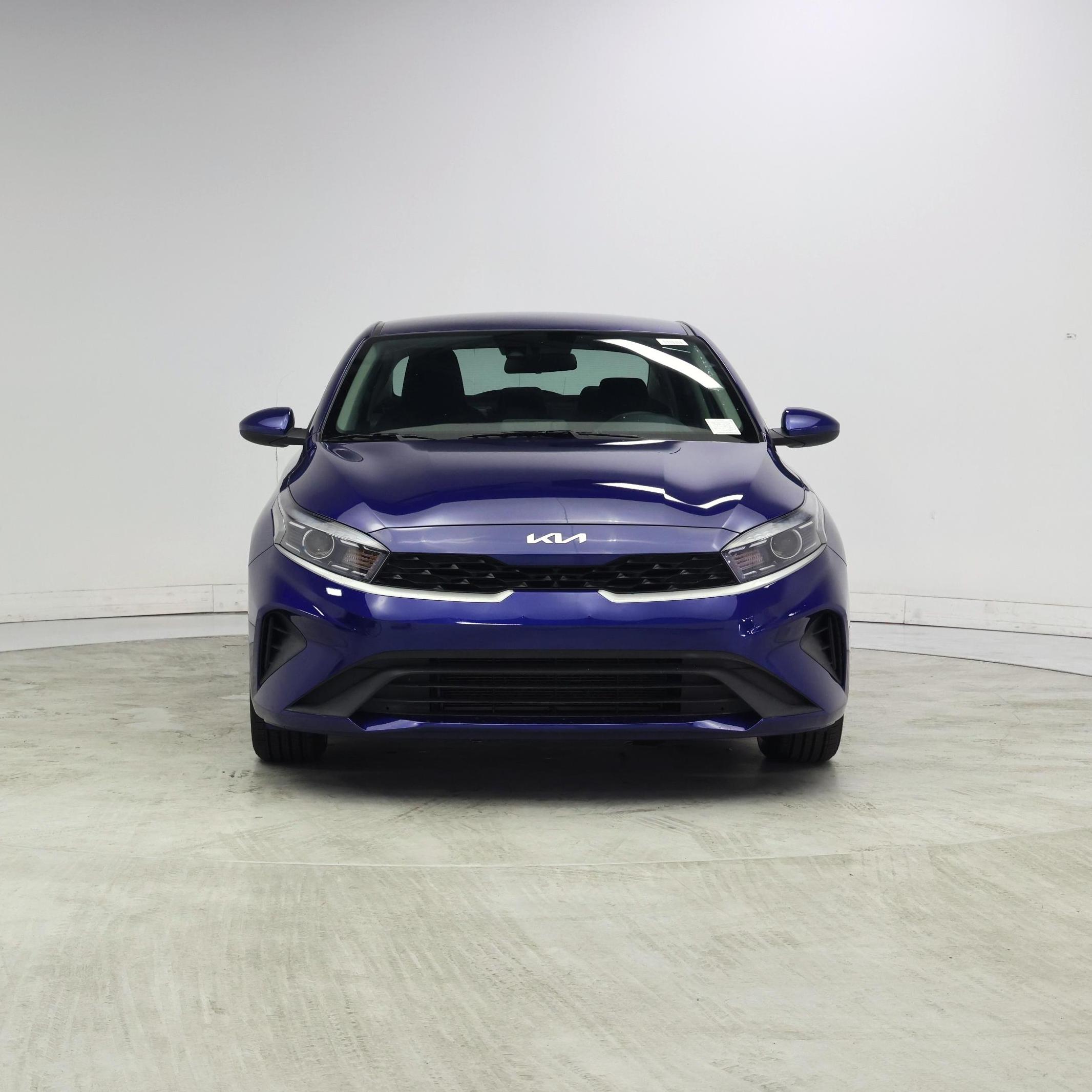 Thumbnail: 2023 Kia Forte - 5