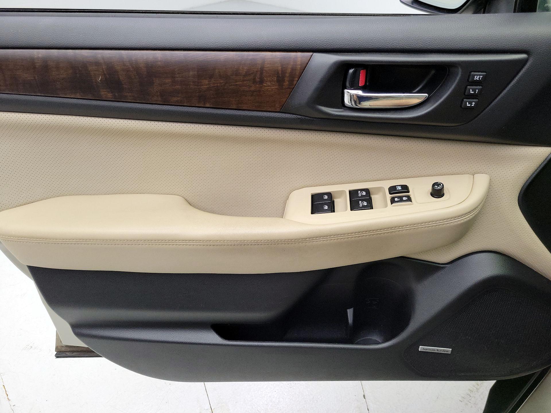 Thumbnail: 2015 Subaru Outback - 12