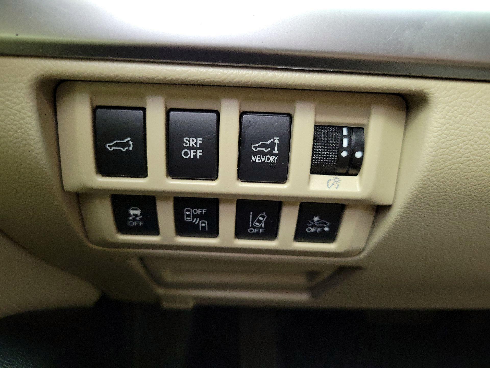 Thumbnail: 2015 Subaru Outback - 13