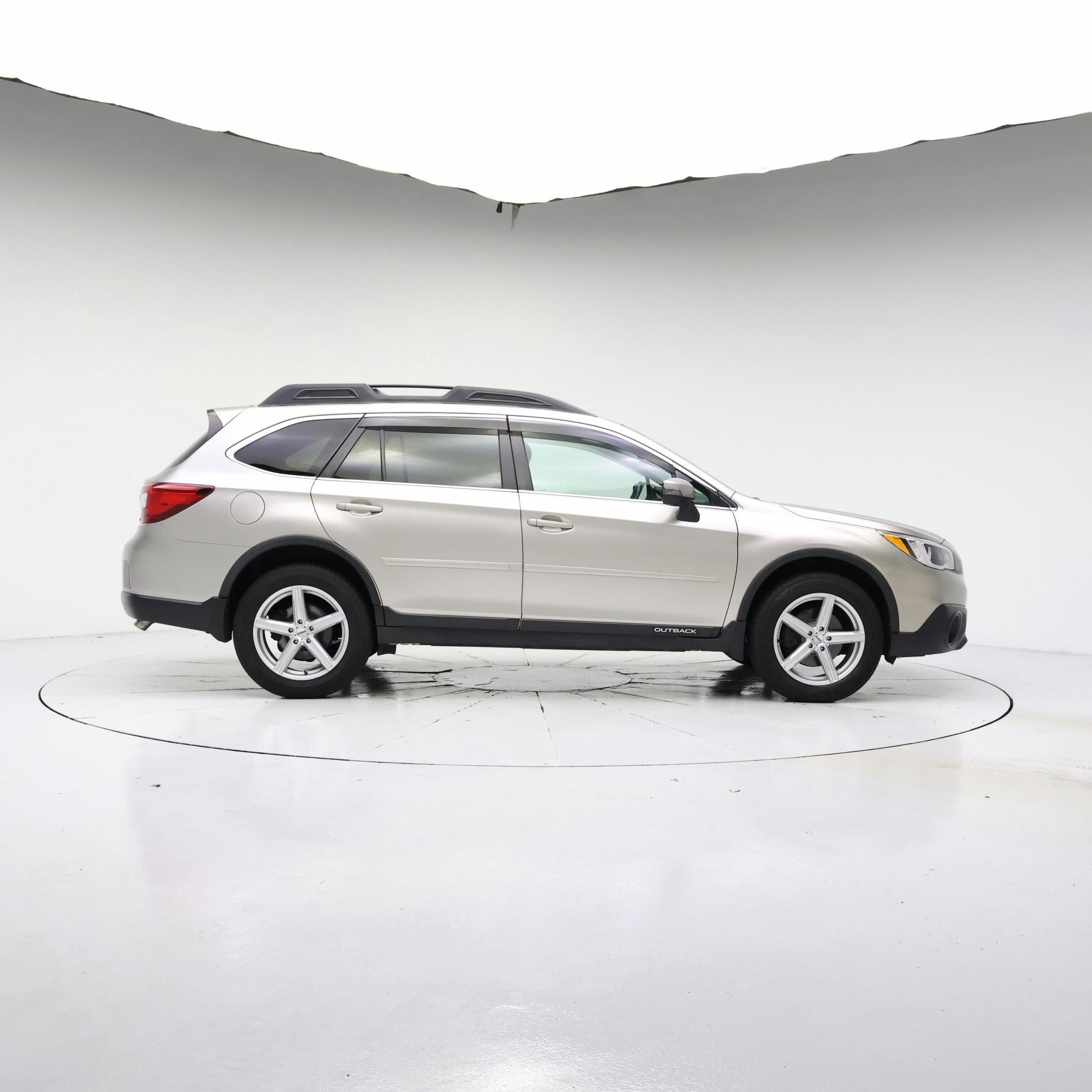 Thumbnail: 2015 Subaru Outback - 7