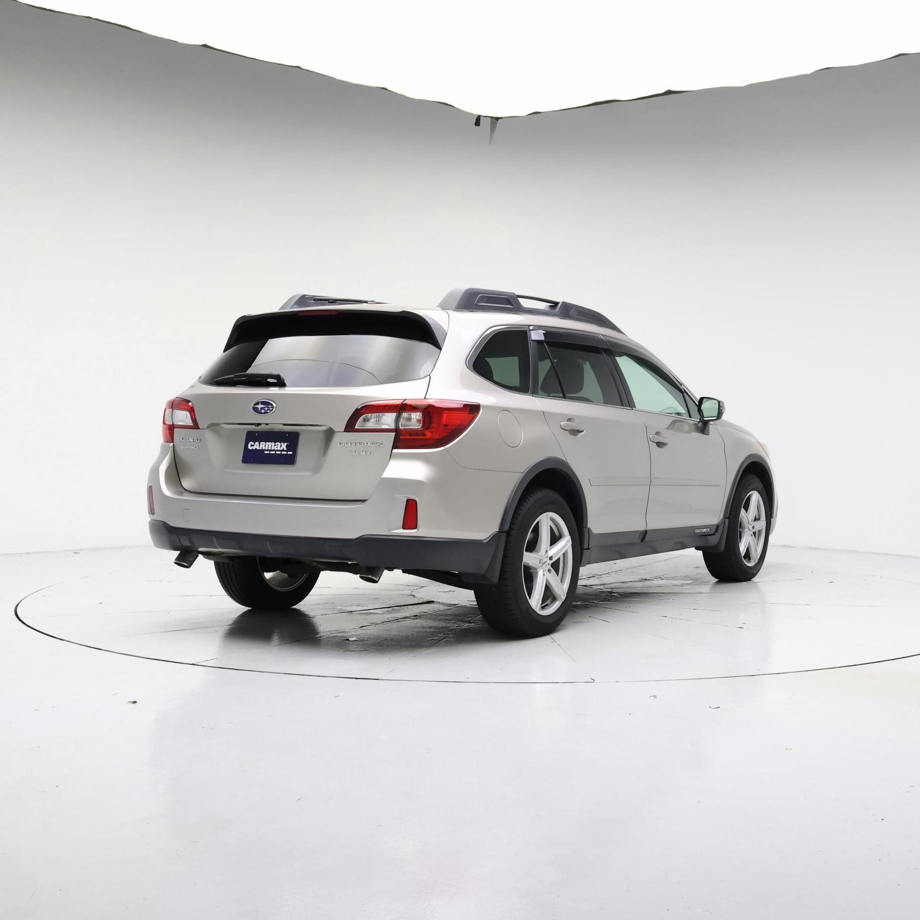 Thumbnail: 2015 Subaru Outback - 8