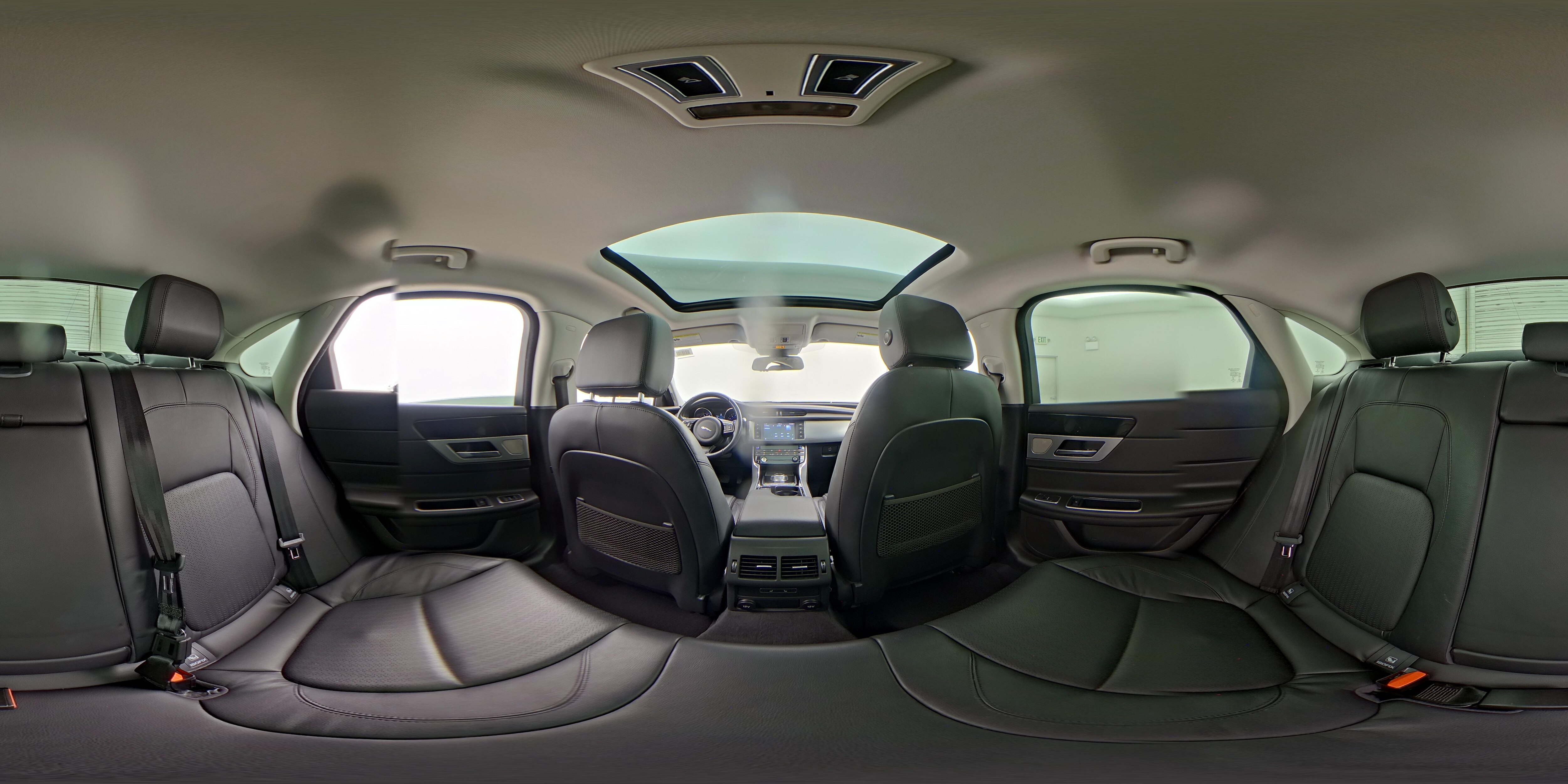 2016 Jaguar XF Prestige - Photo 26