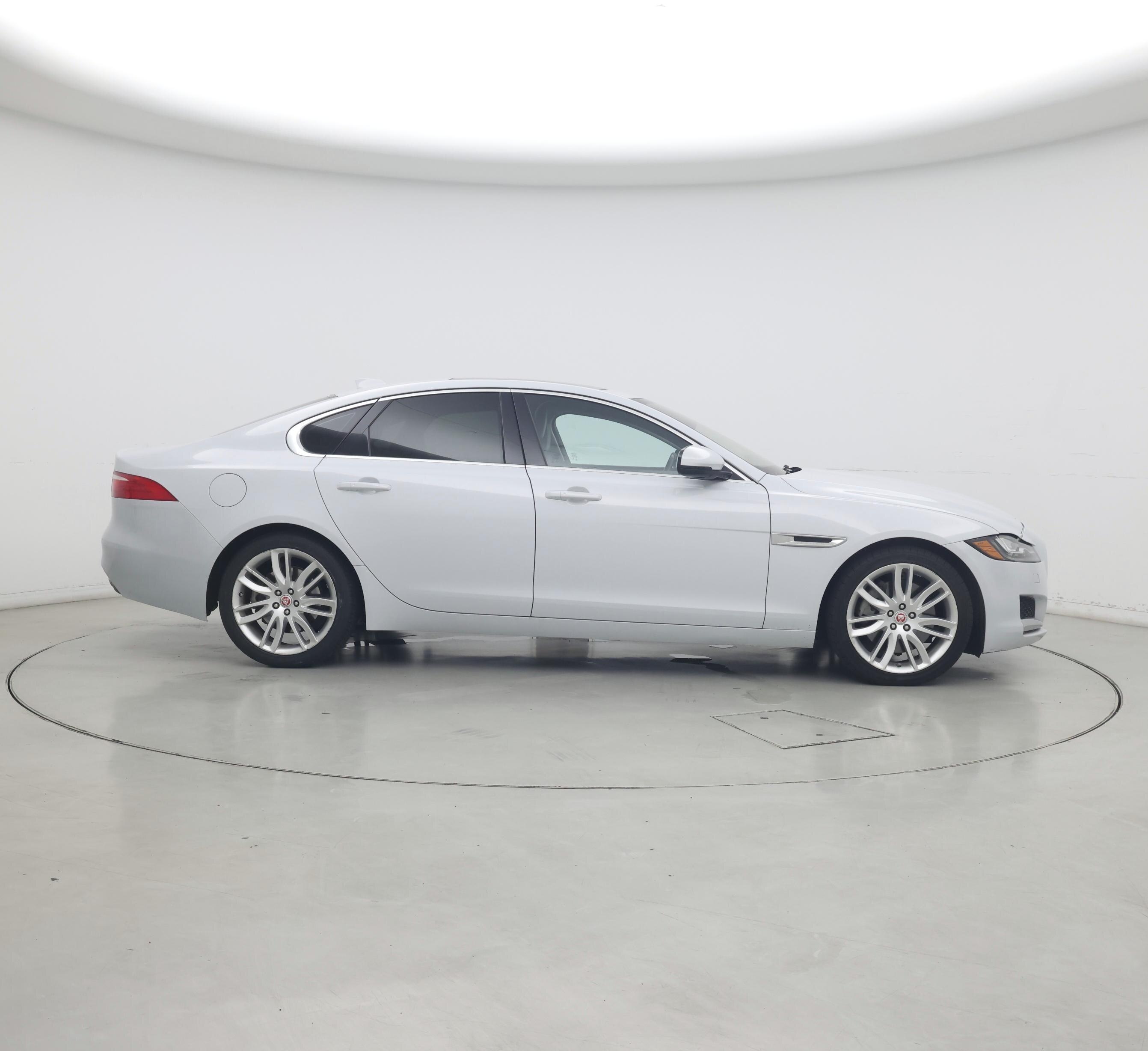 Thumbnail: 2016 Jaguar XF - 7