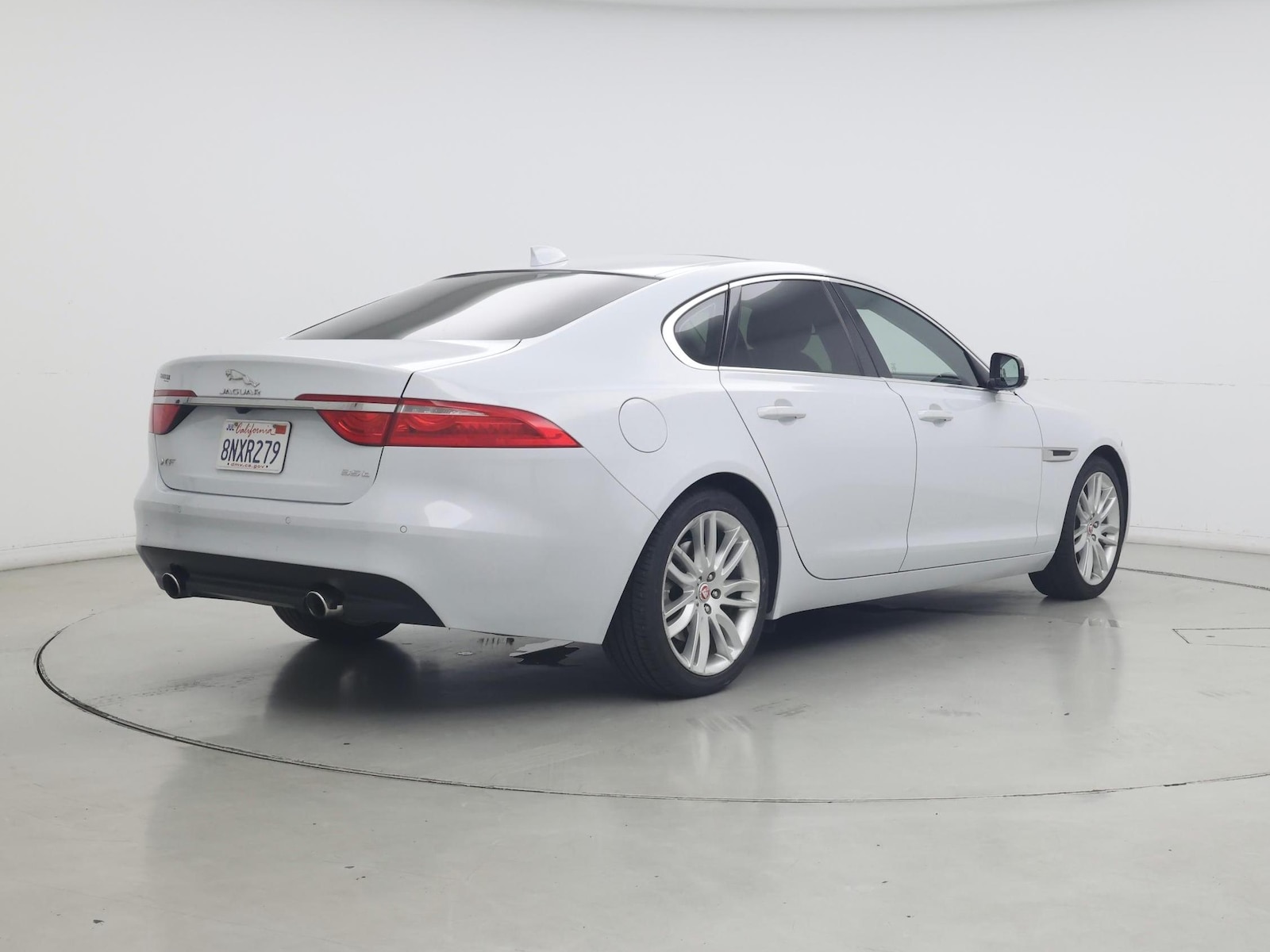 2016 Jaguar XF Prestige - Photo 9