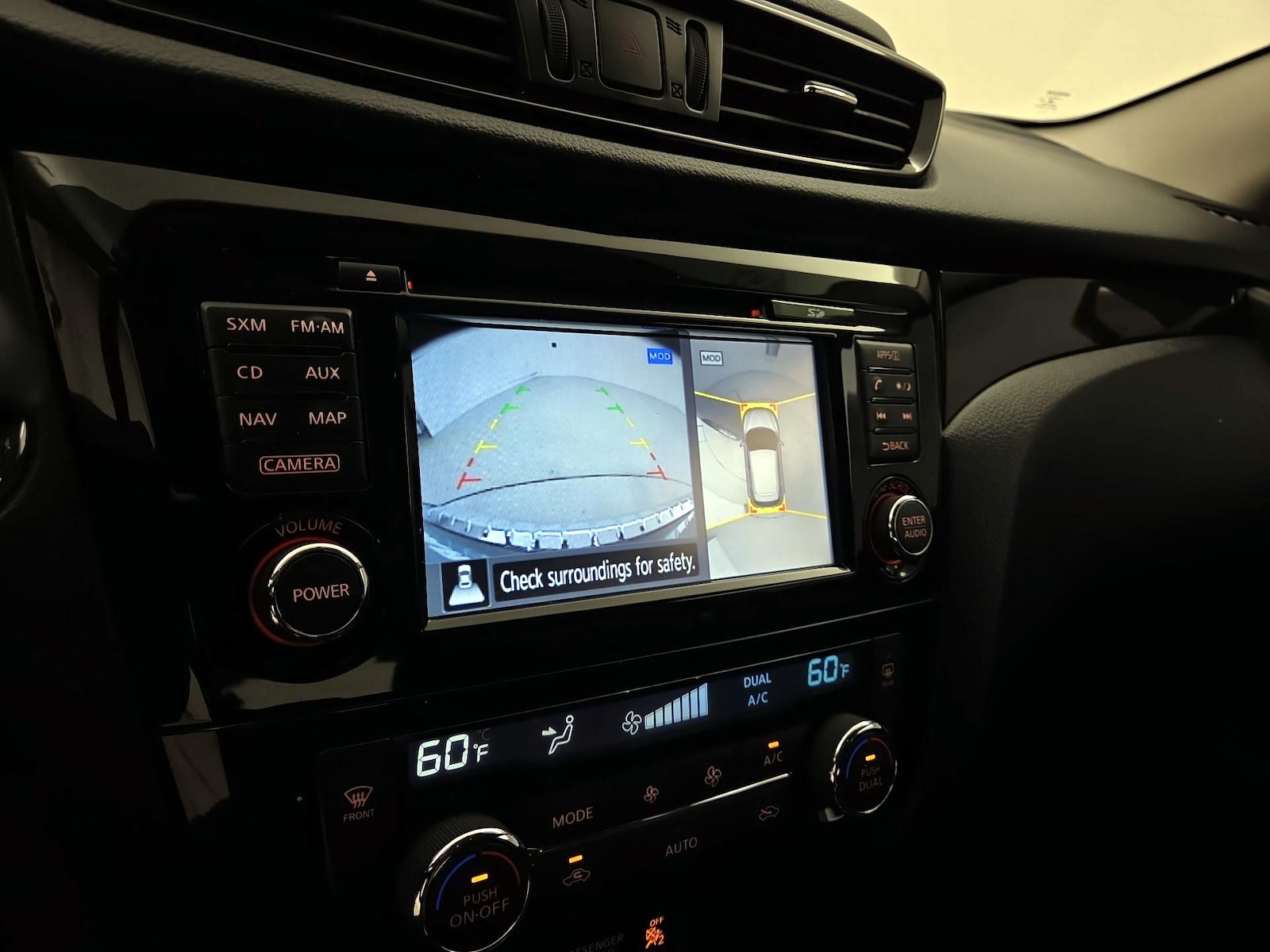 2017 Nissan Rogue Sport SV - Photo 16