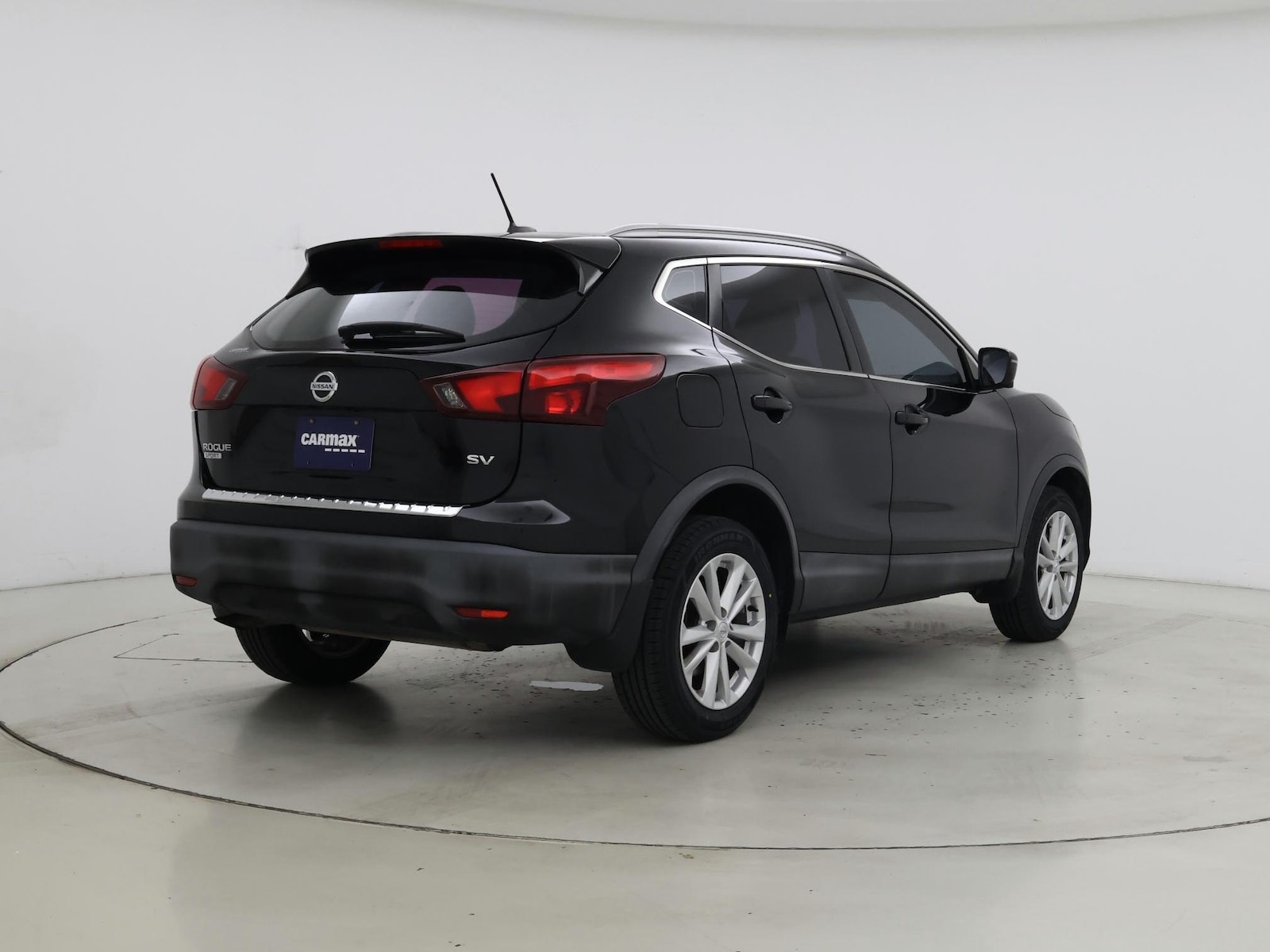 2017 Nissan Rogue Sport SV - Photo 9