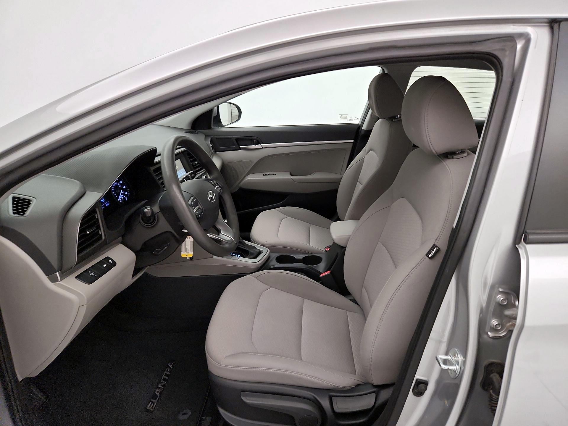 Thumbnail: 2020 Hyundai Elantra - 11