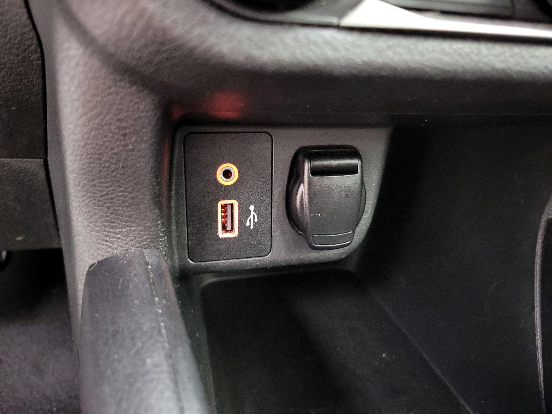 Thumbnail: 2020 Nissan Versa - 18