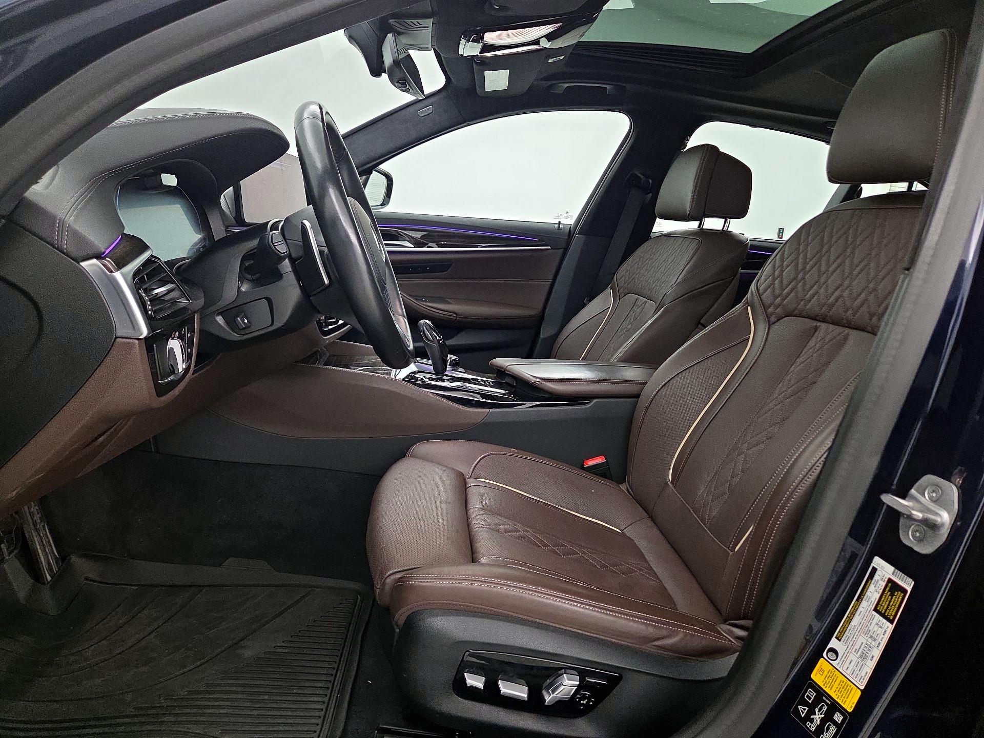 Thumbnail: 2021 BMW 5 Series - 11