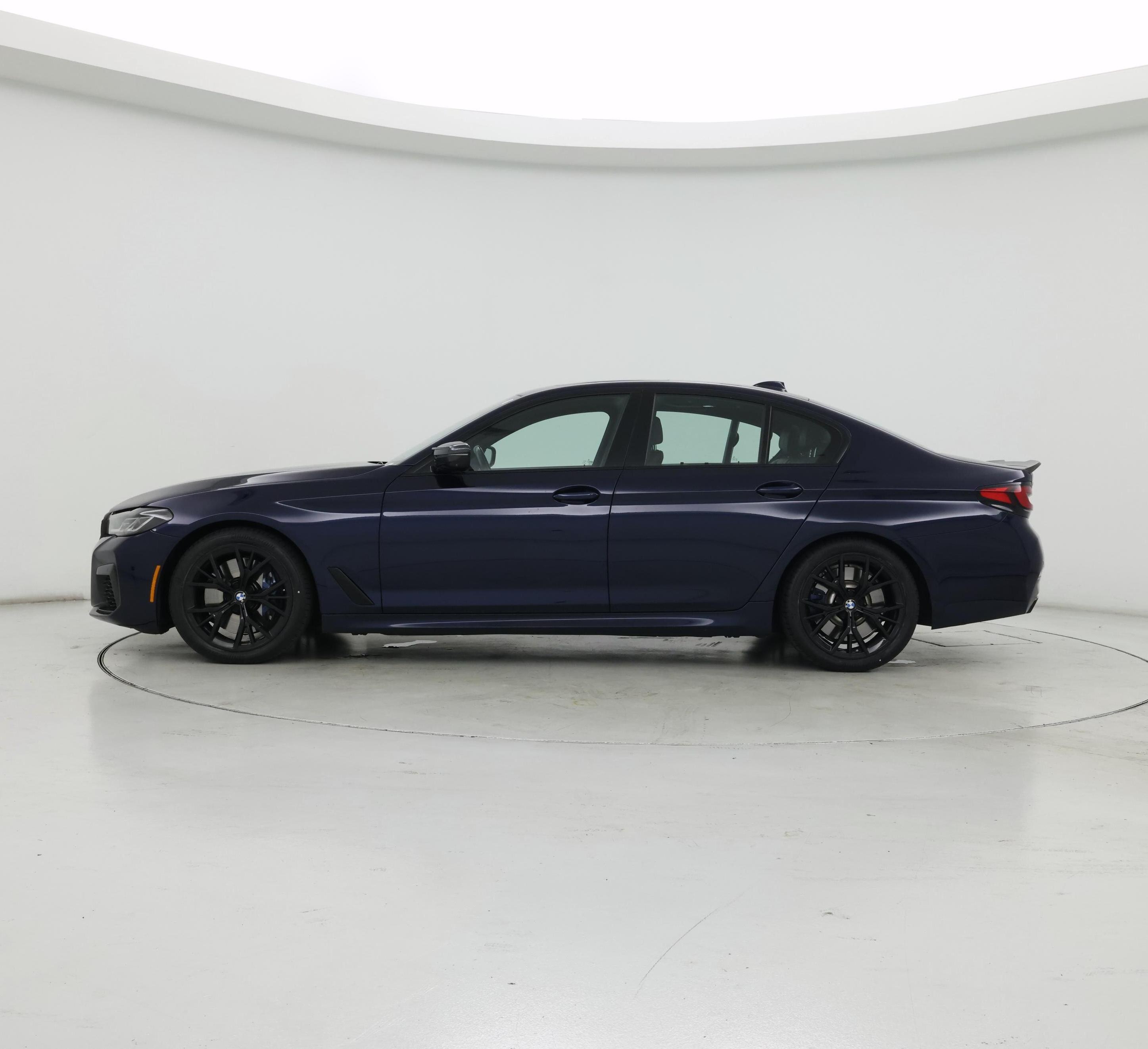Thumbnail: 2021 BMW 5 Series - 3