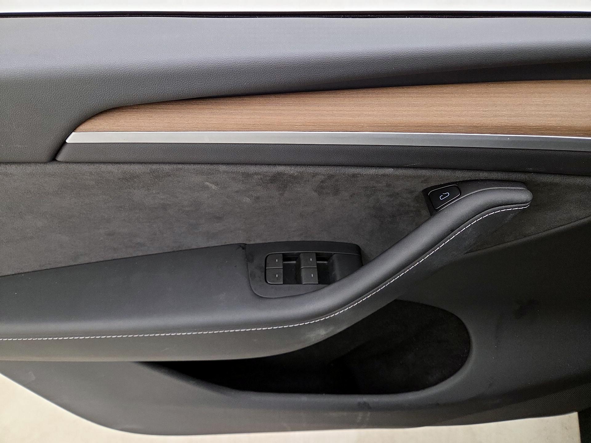 Thumbnail: 2024 Tesla Model Y - 12