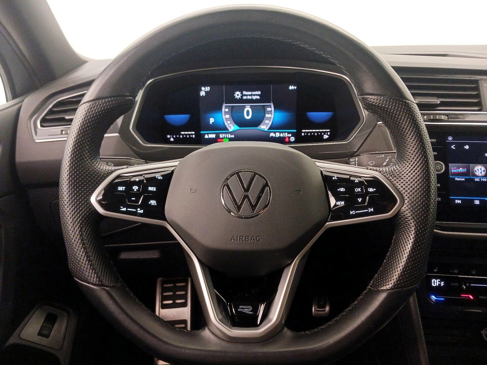 2022 Volkswagen Tiguan SE R-LINE BLACK - Photo 11
