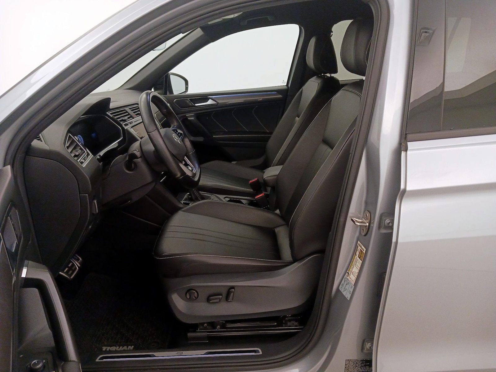 2022 Volkswagen Tiguan SE R-LINE BLACK - Photo 12