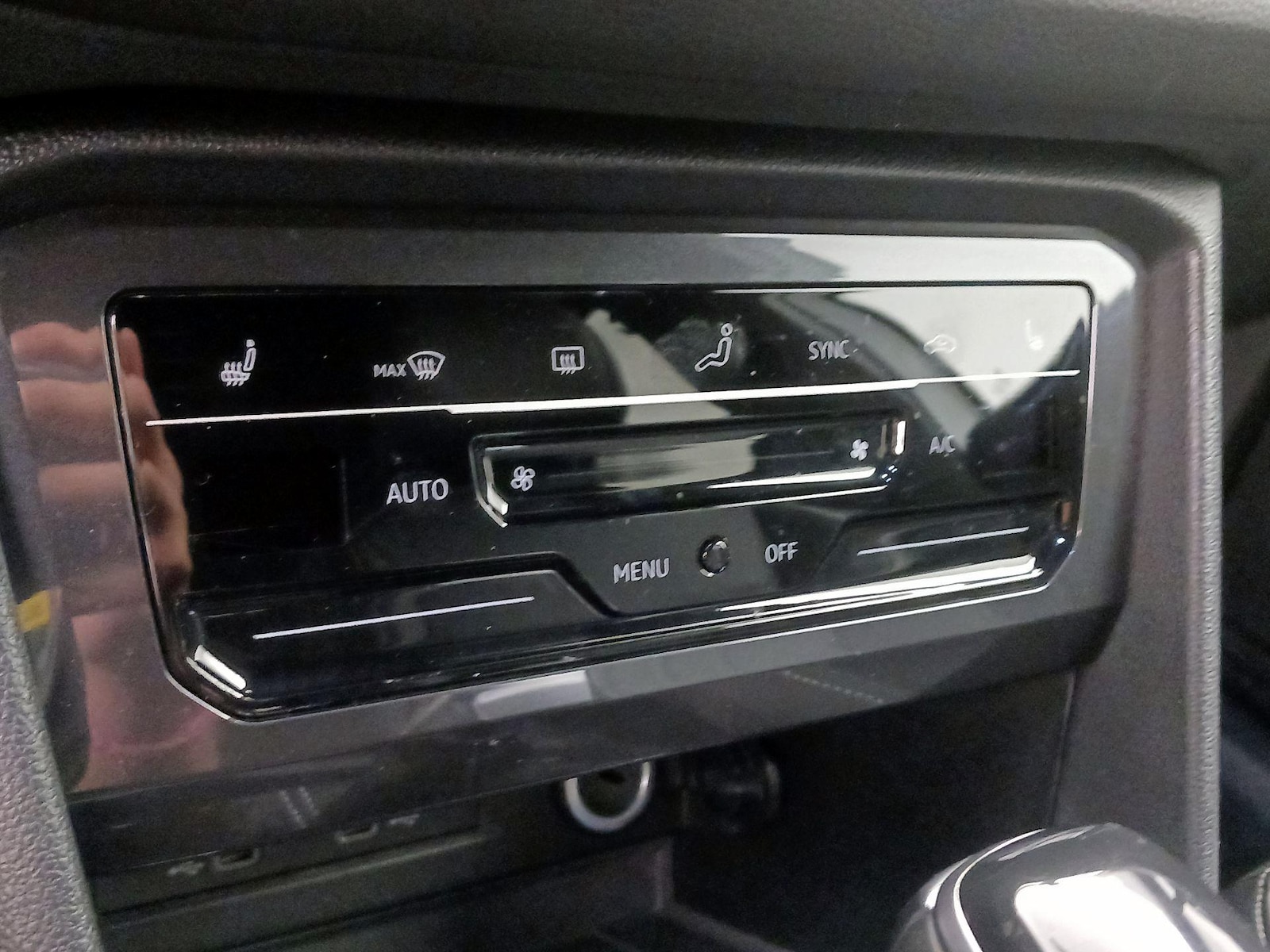 2022 Volkswagen Tiguan SE R-LINE BLACK - Photo 17