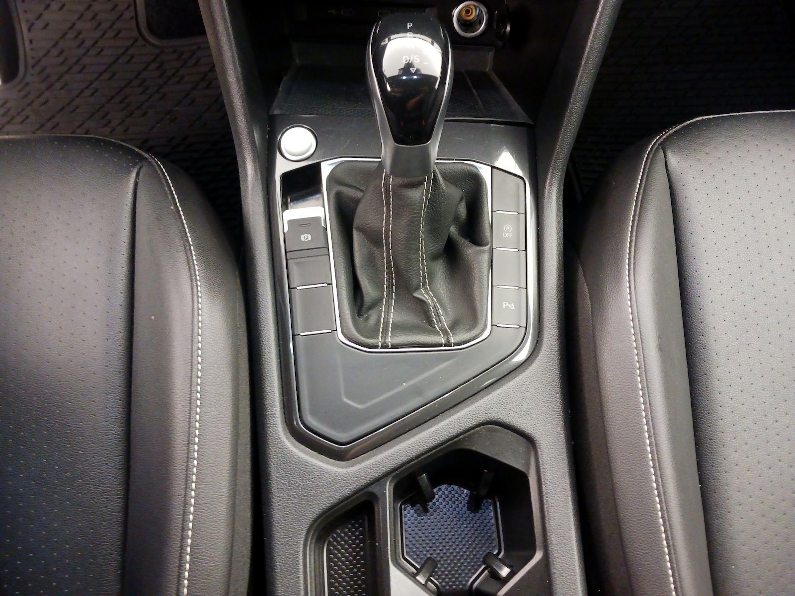 2022 Volkswagen Tiguan SE R-LINE BLACK - Photo 18