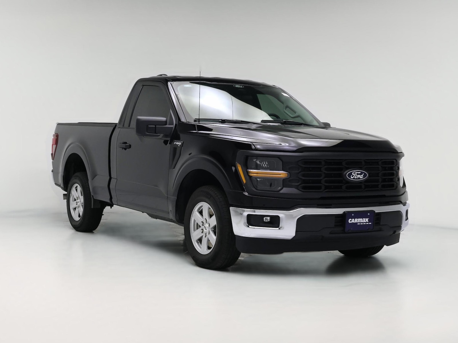 2025 Ford F-150 XL - Photo 1