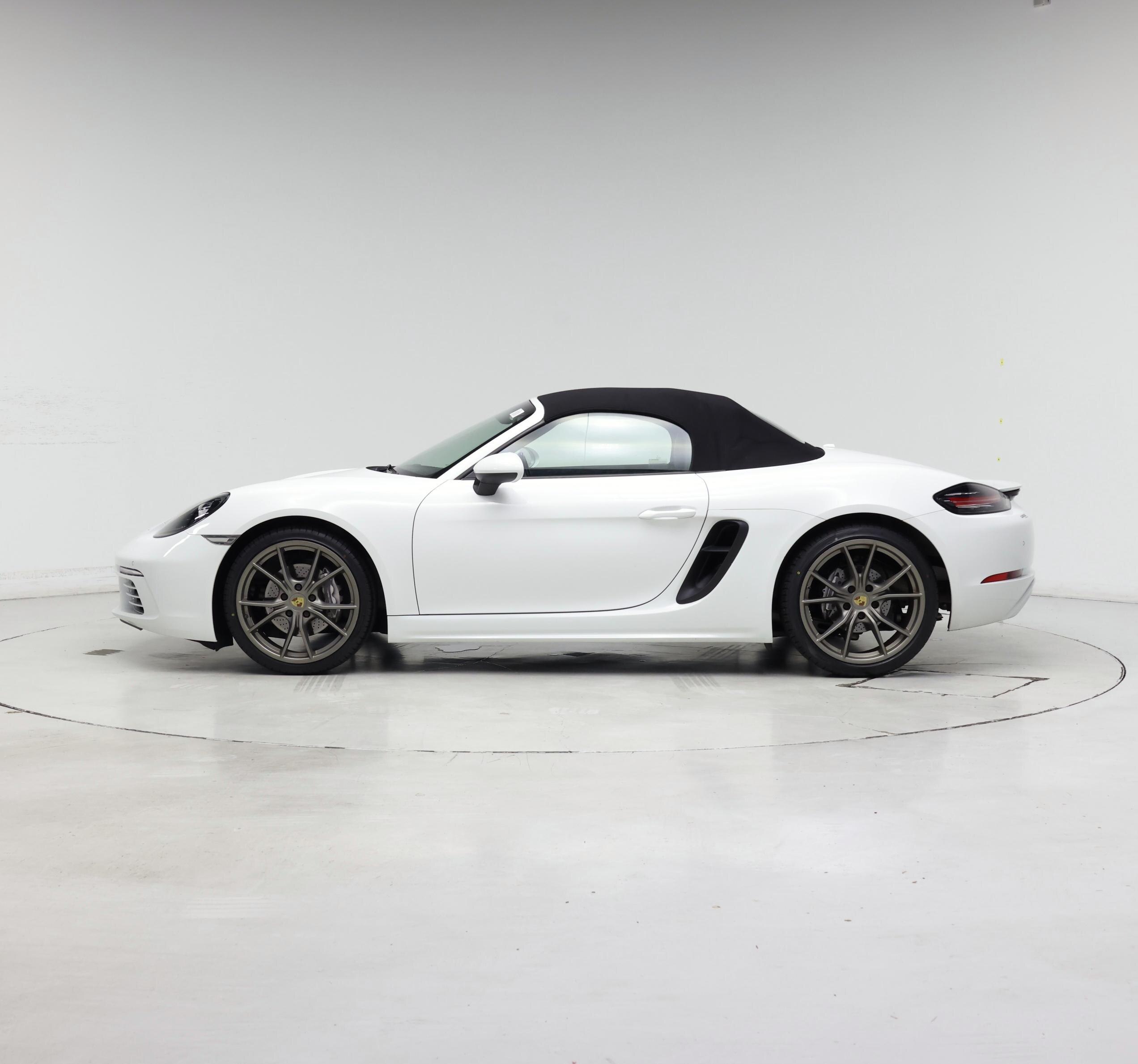 Thumbnail: 2020 Porsche 718 Boxster - 3