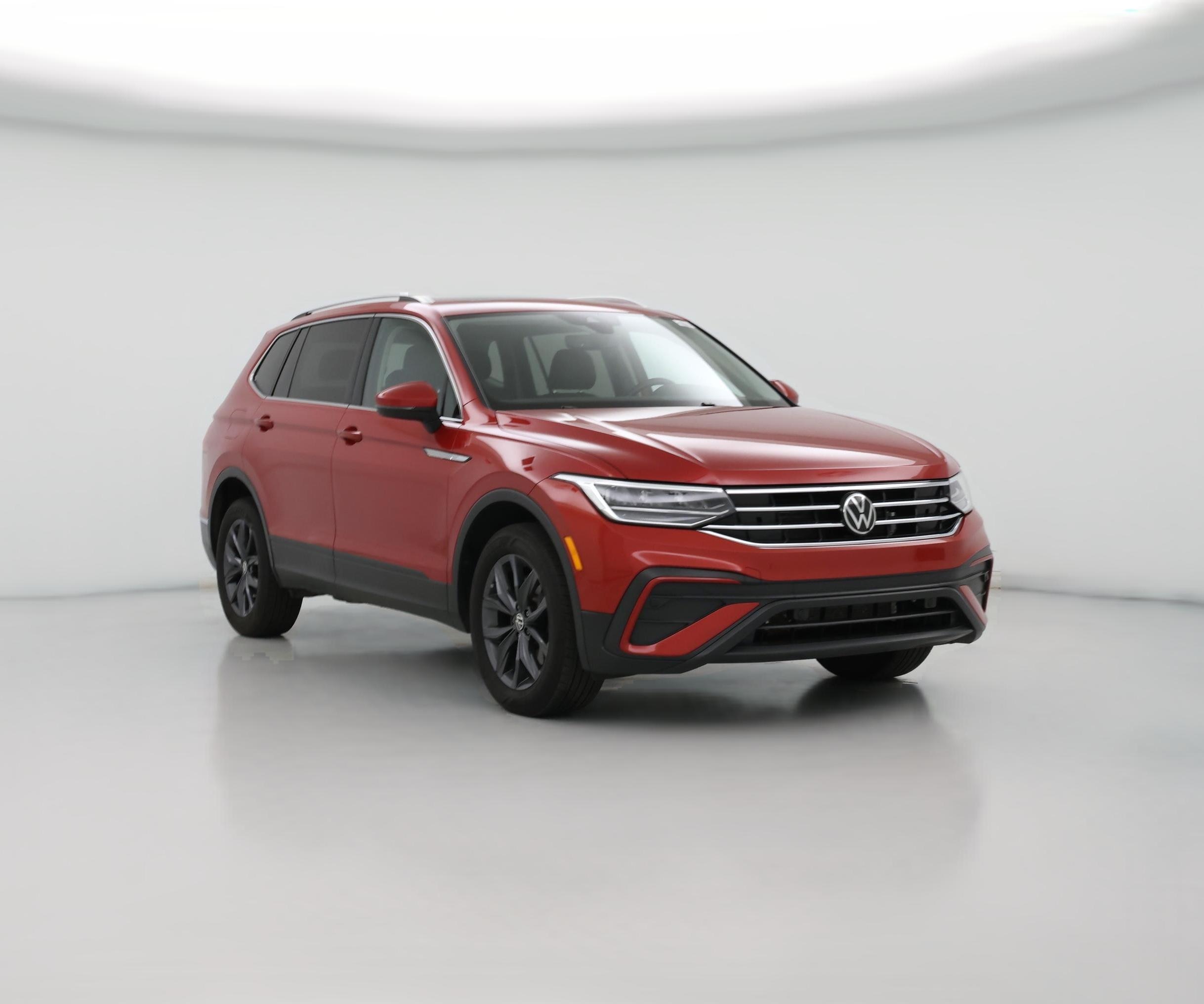 Thumbnail: 2022 Volkswagen Tiguan - 1