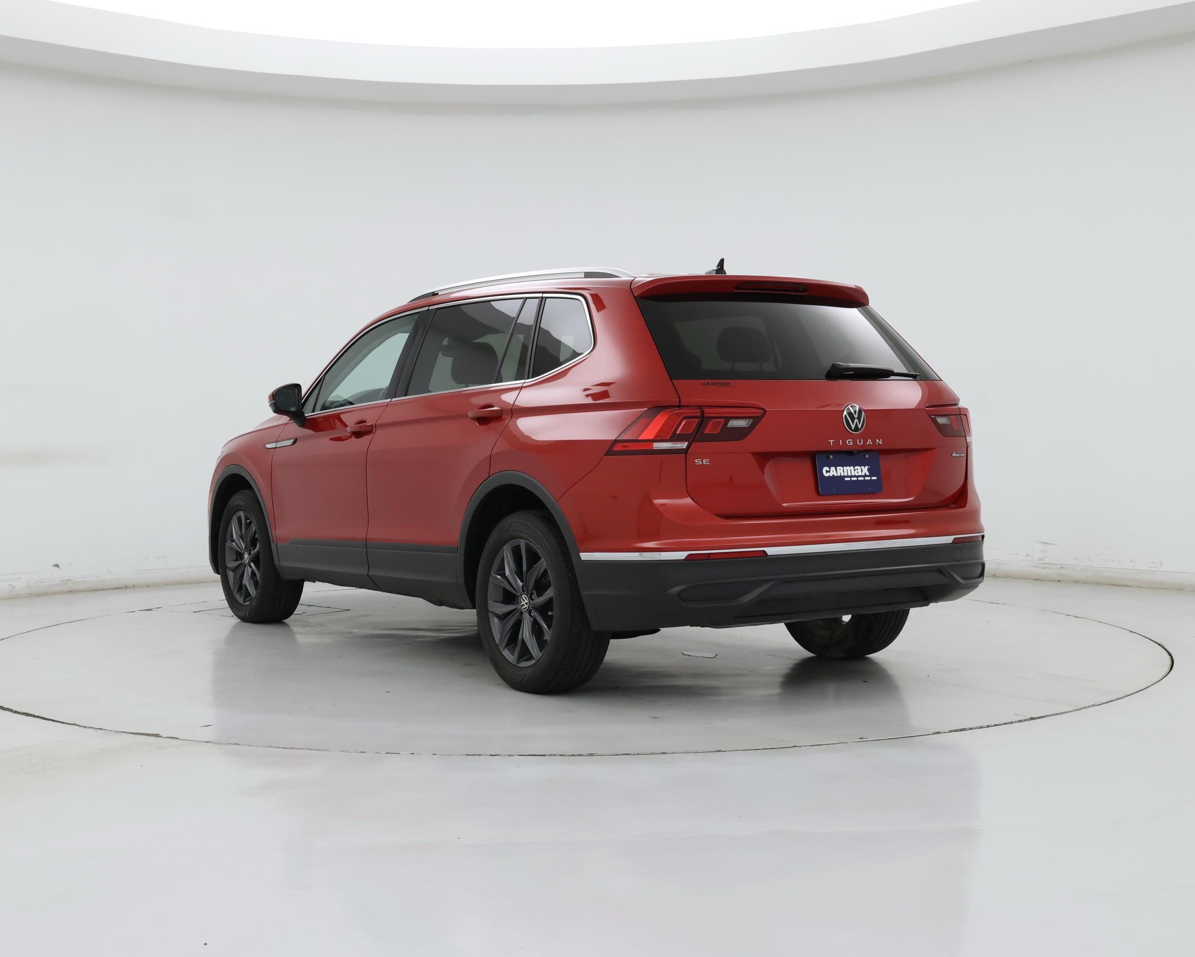 Thumbnail: 2022 Volkswagen Tiguan - 2