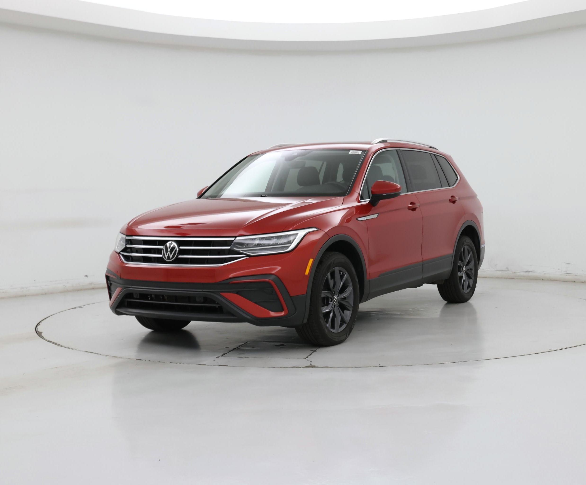 Thumbnail: 2022 Volkswagen Tiguan - 4
