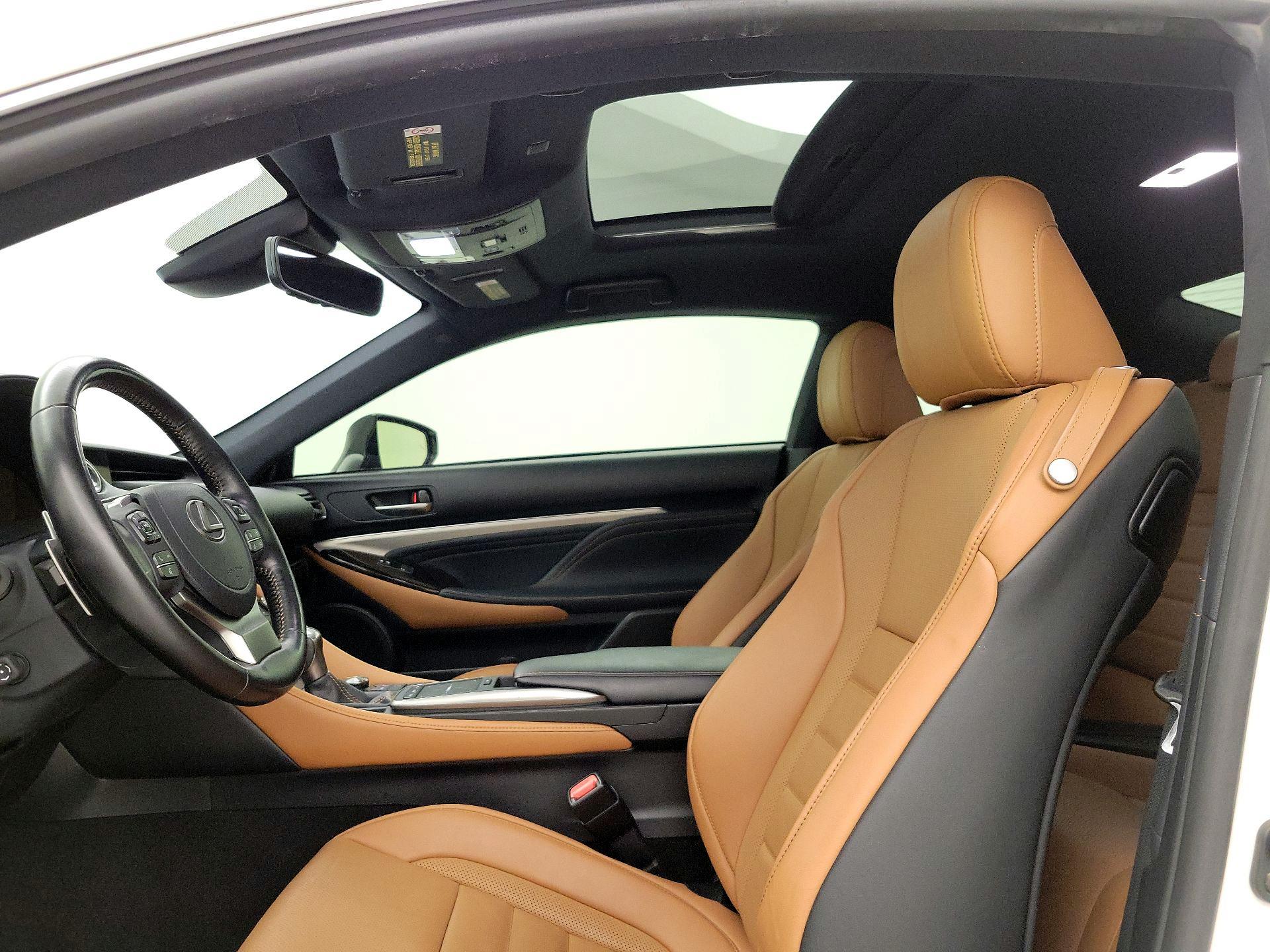 Thumbnail: 2021 Lexus RC - 19