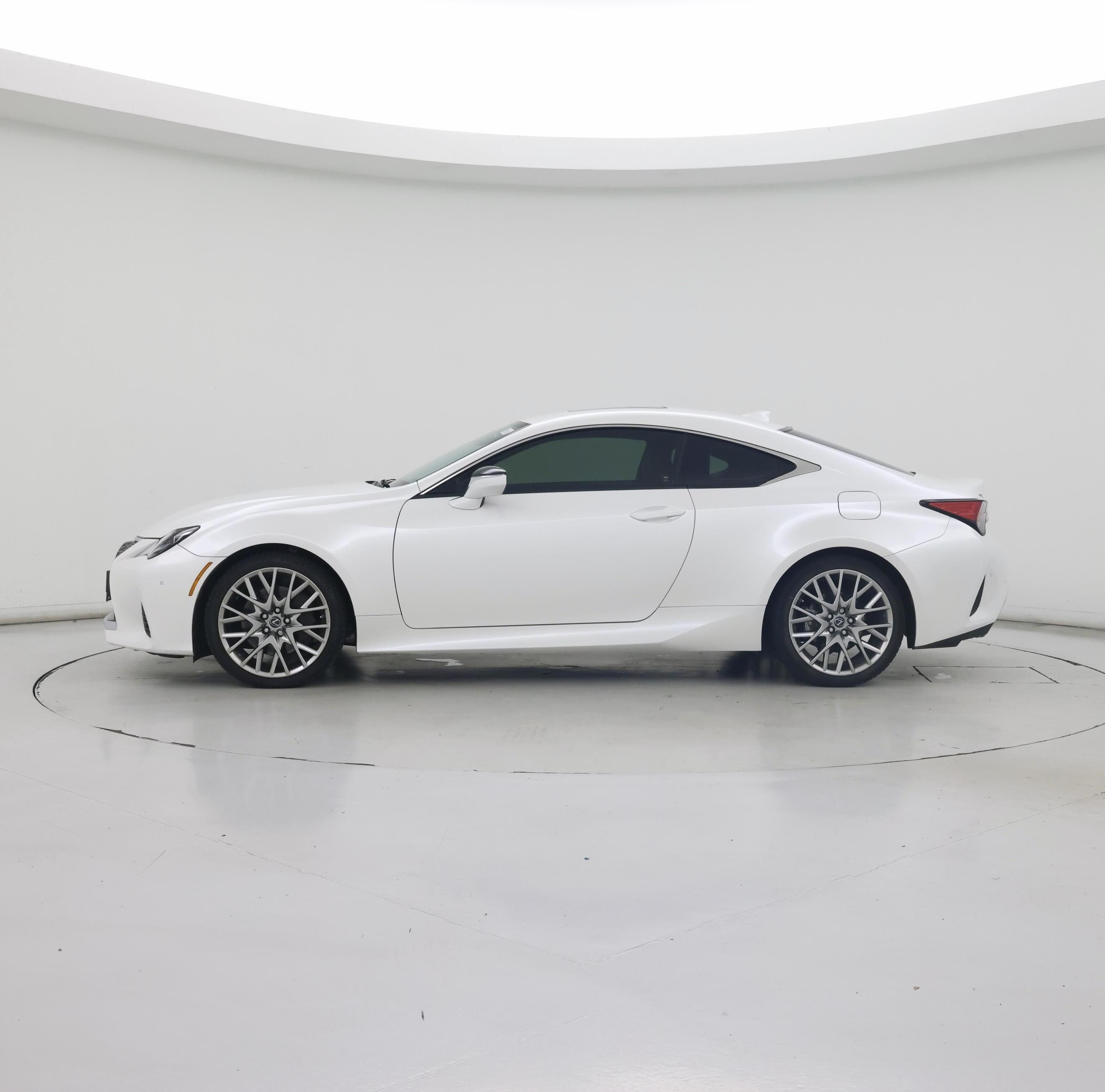 Thumbnail: 2021 Lexus RC - 3