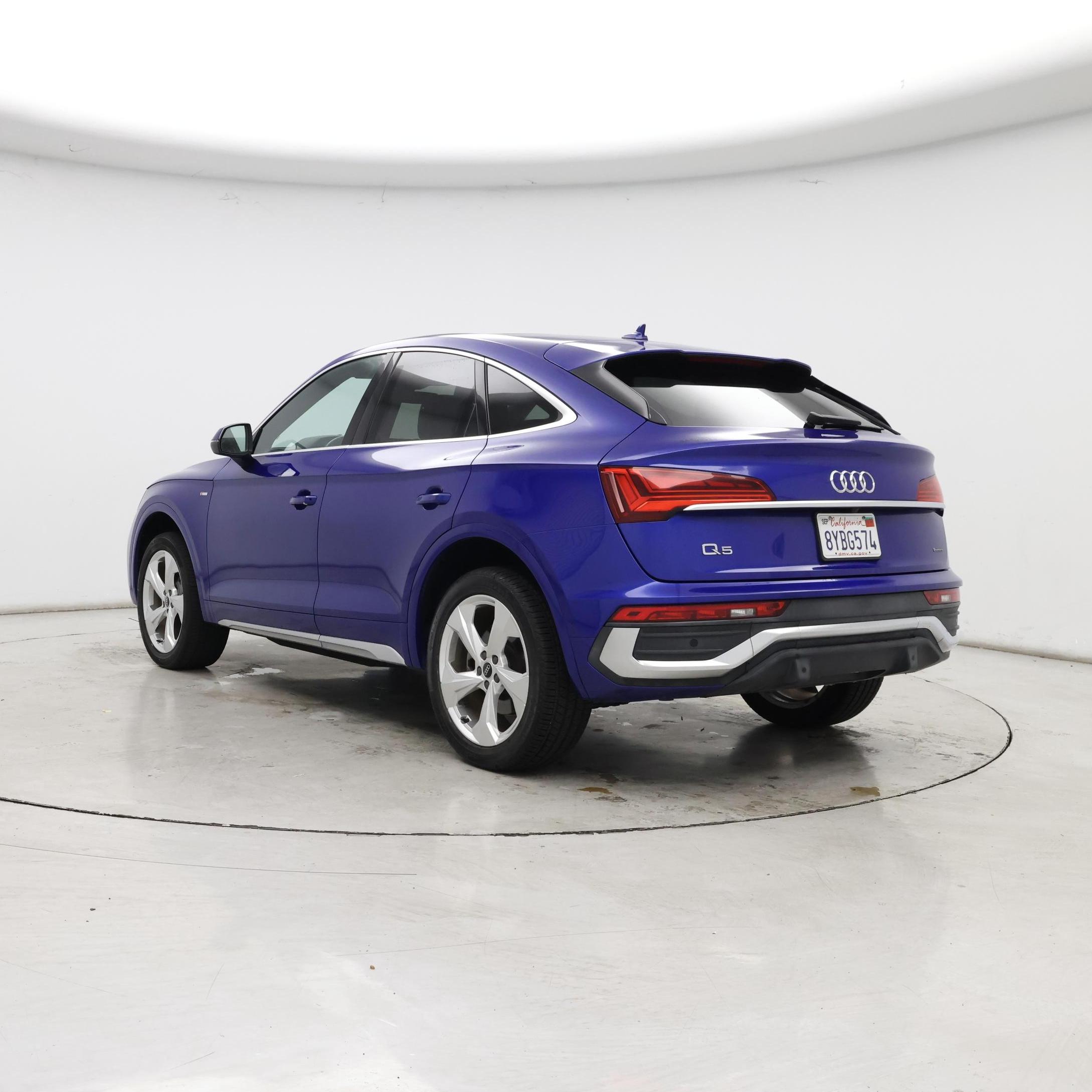 Thumbnail: 2021 Audi Q5 - 2