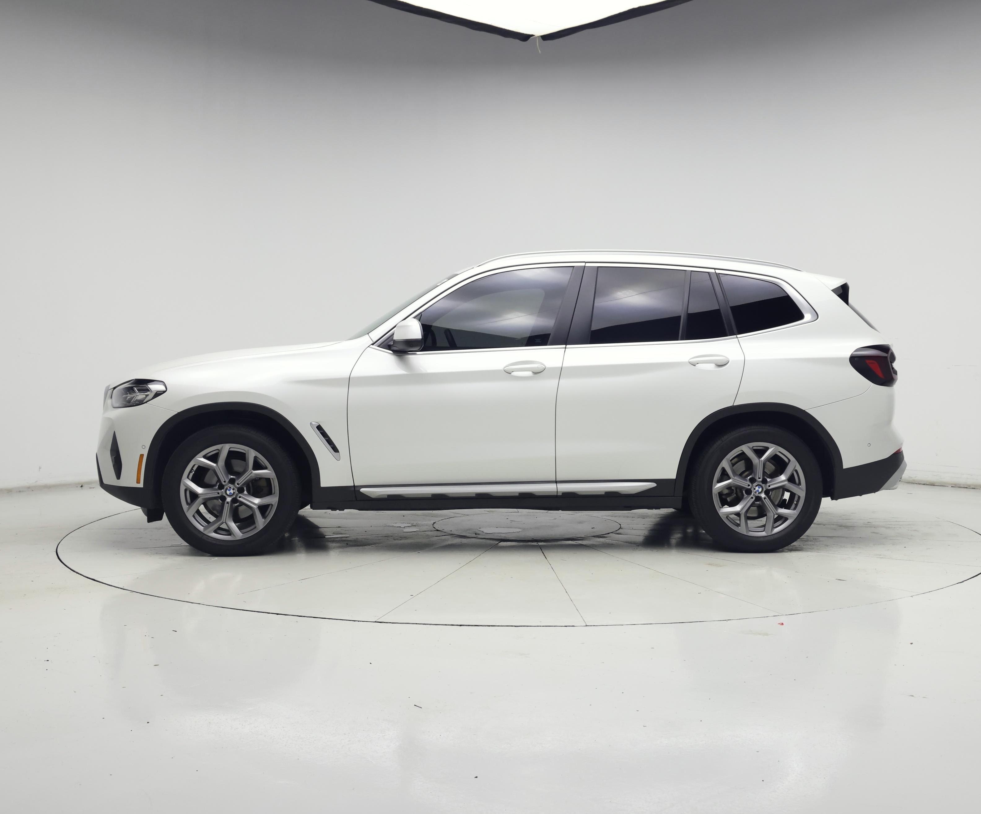 Thumbnail: 2023 BMW X3 - 3