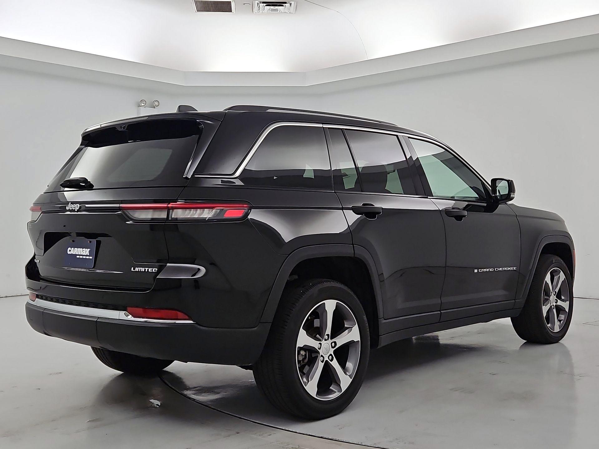 Thumbnail: 2023 Jeep Grand Cherokee - 5