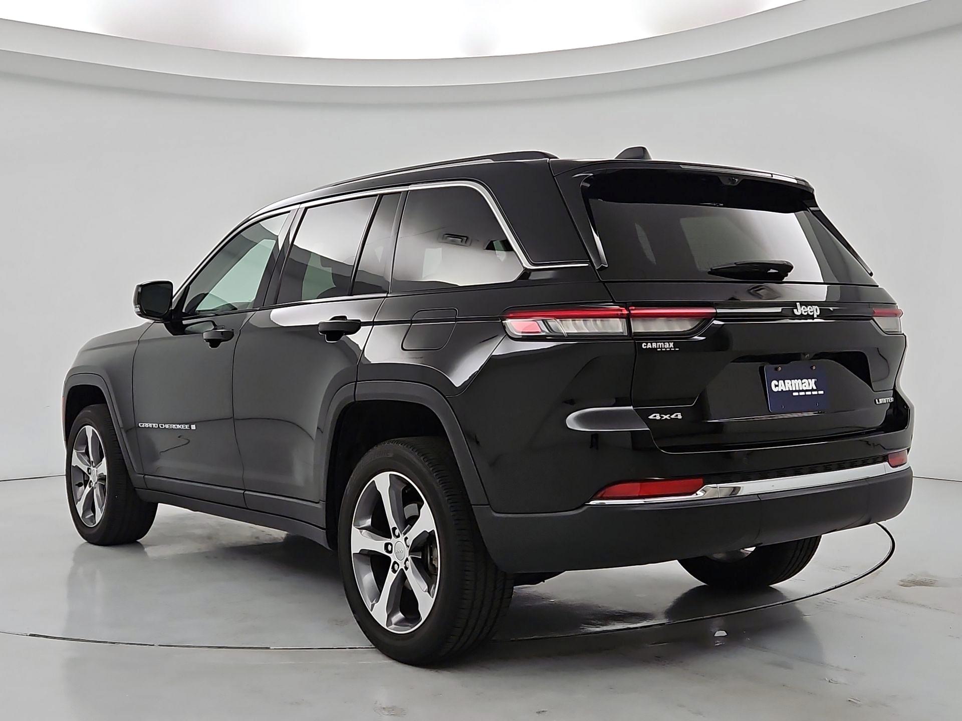 Thumbnail: 2023 Jeep Grand Cherokee - 7