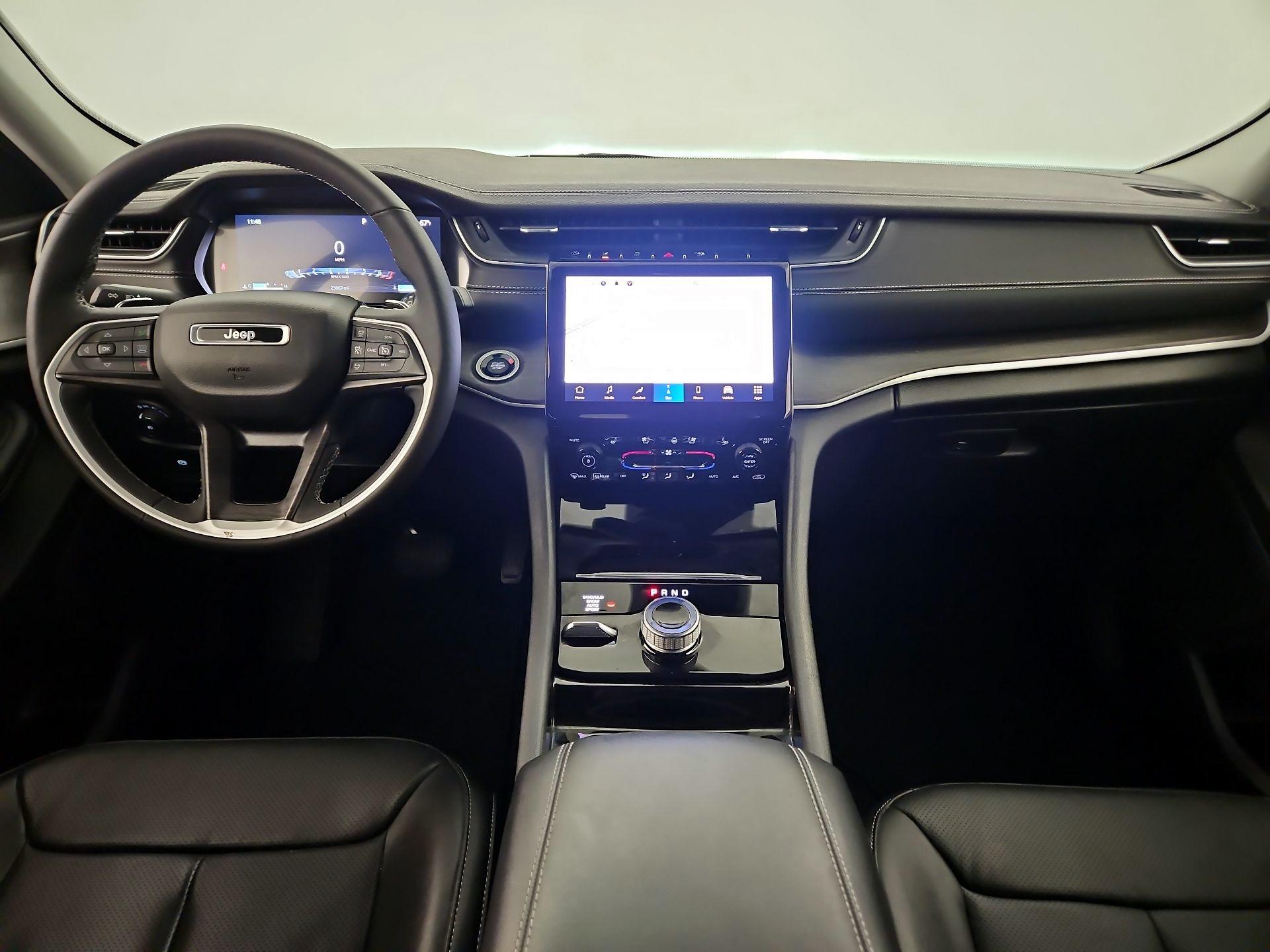 Thumbnail: 2023 Jeep Grand Cherokee - 8