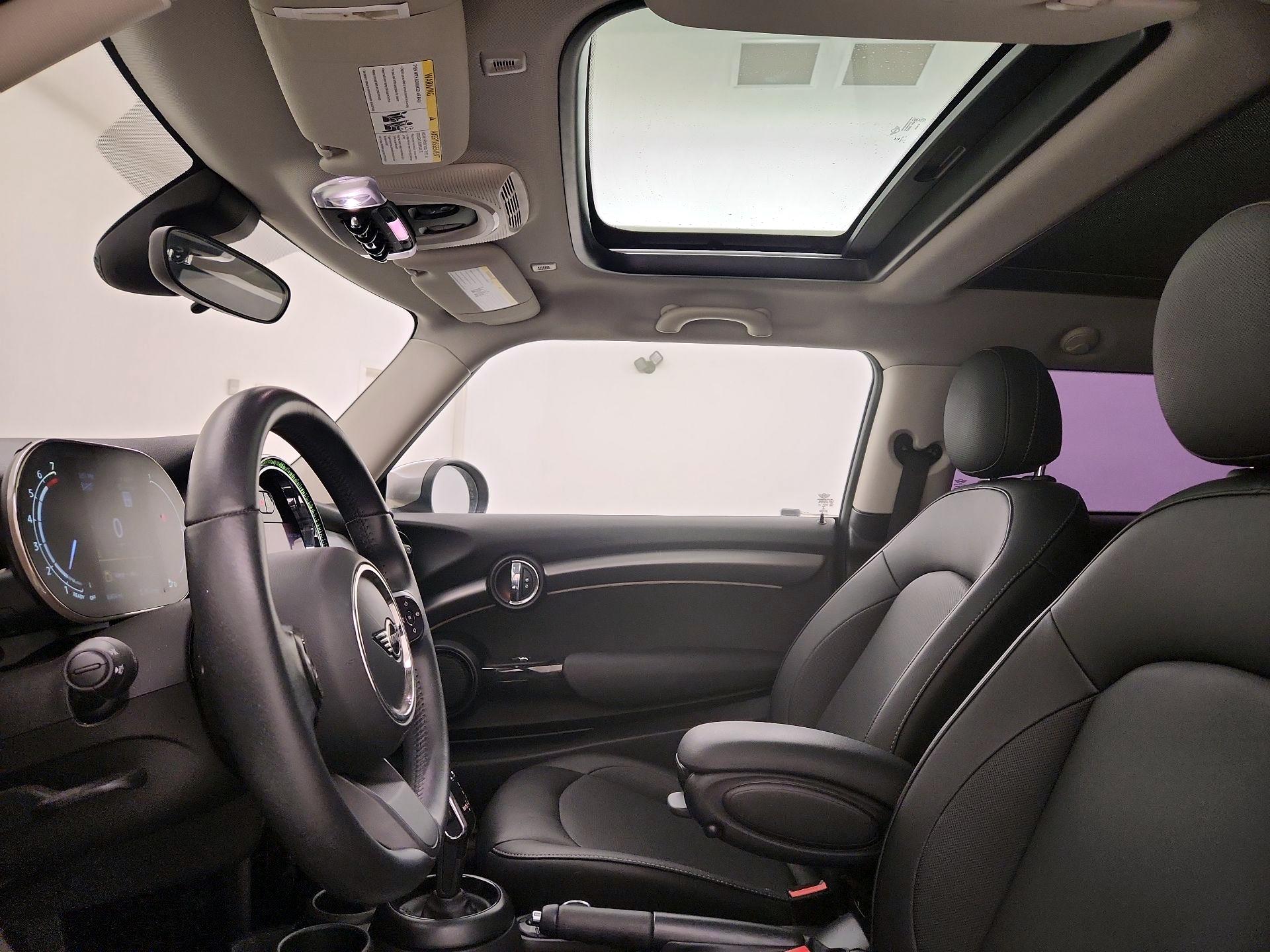 Thumbnail: 2022 MINI Cooper Hardtop - 20