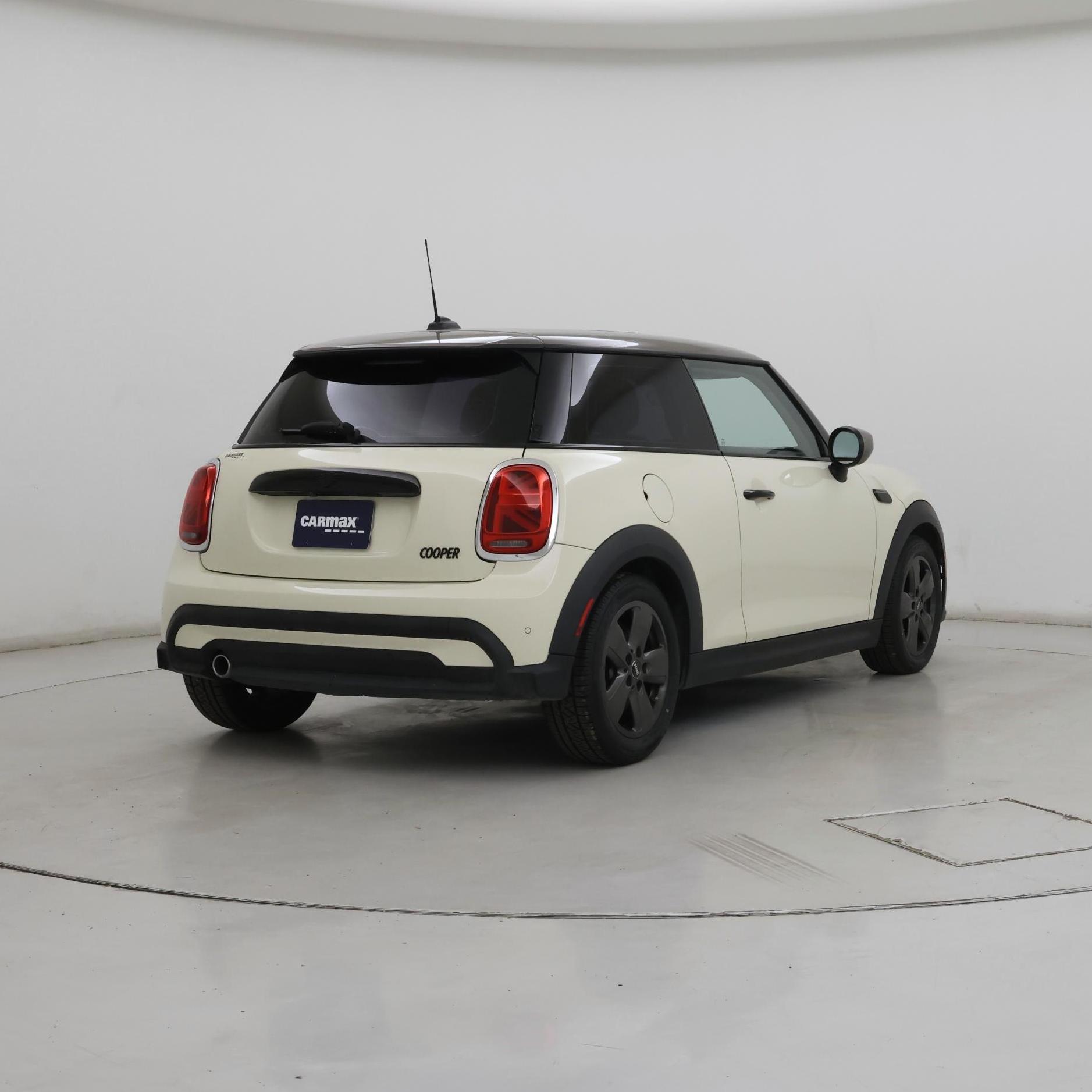 Thumbnail: 2022 MINI Cooper Hardtop - 8