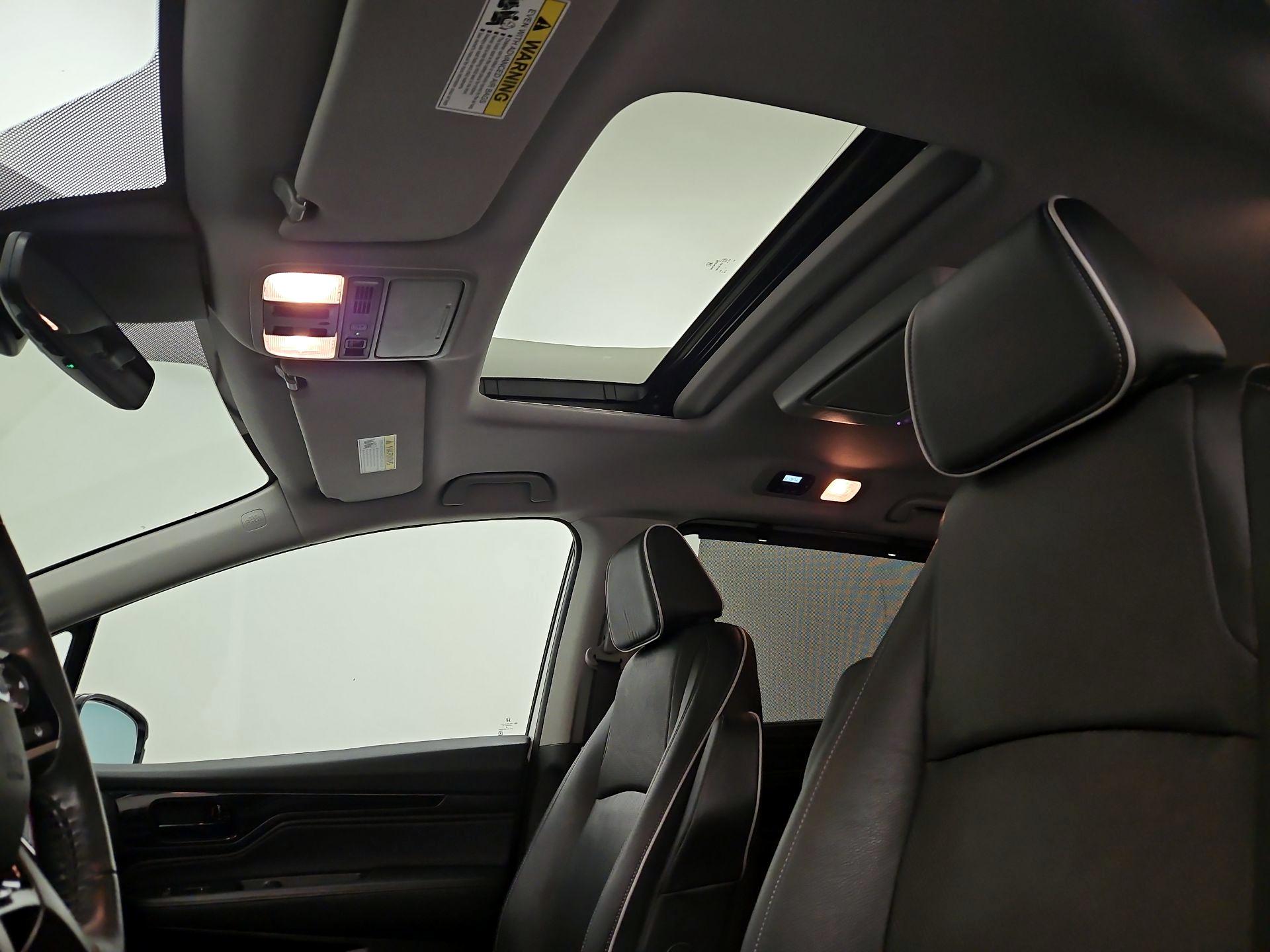 Thumbnail: 2023 Honda Odyssey - 20