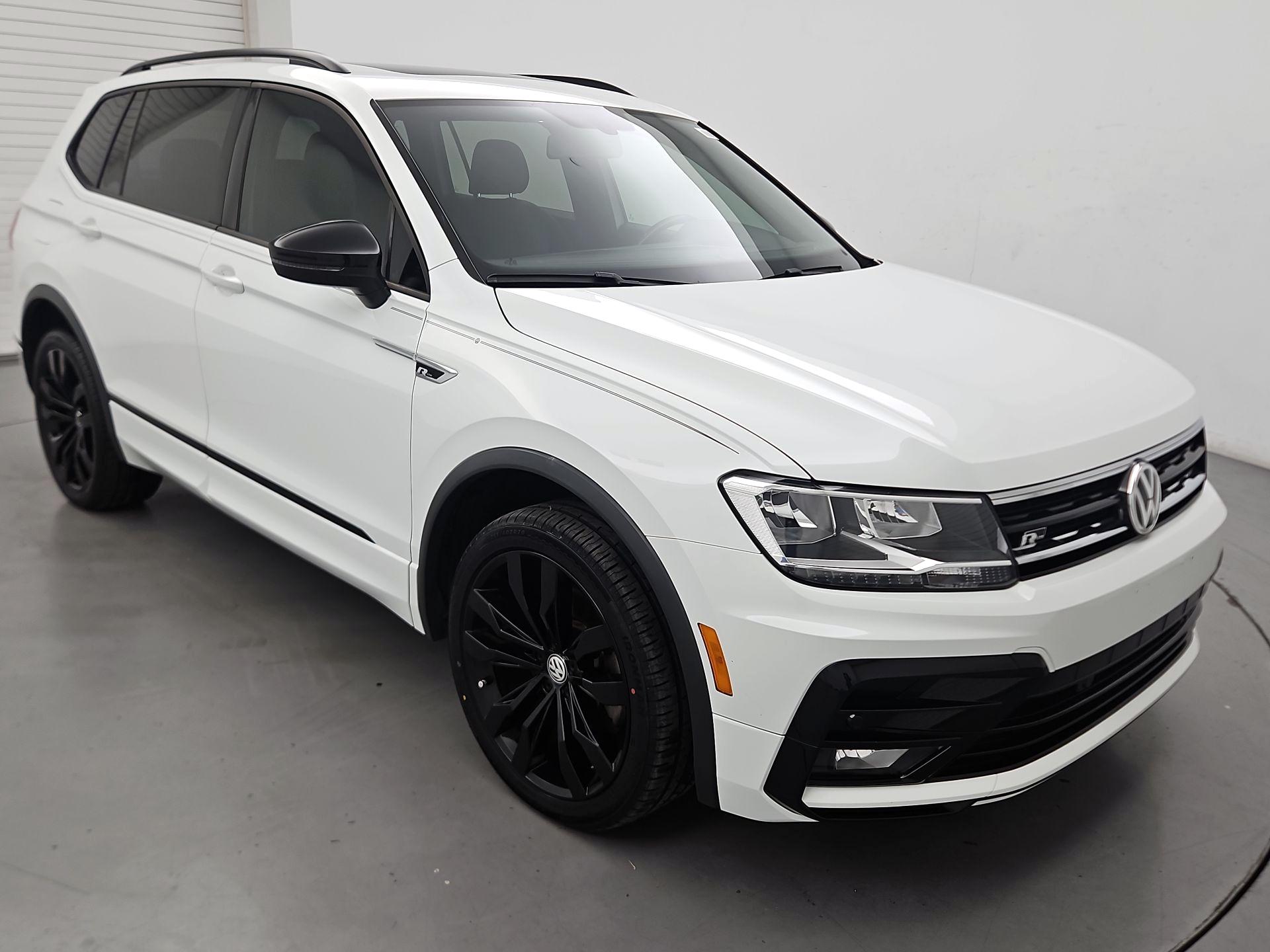 Thumbnail: 2020 Volkswagen Tiguan - 1