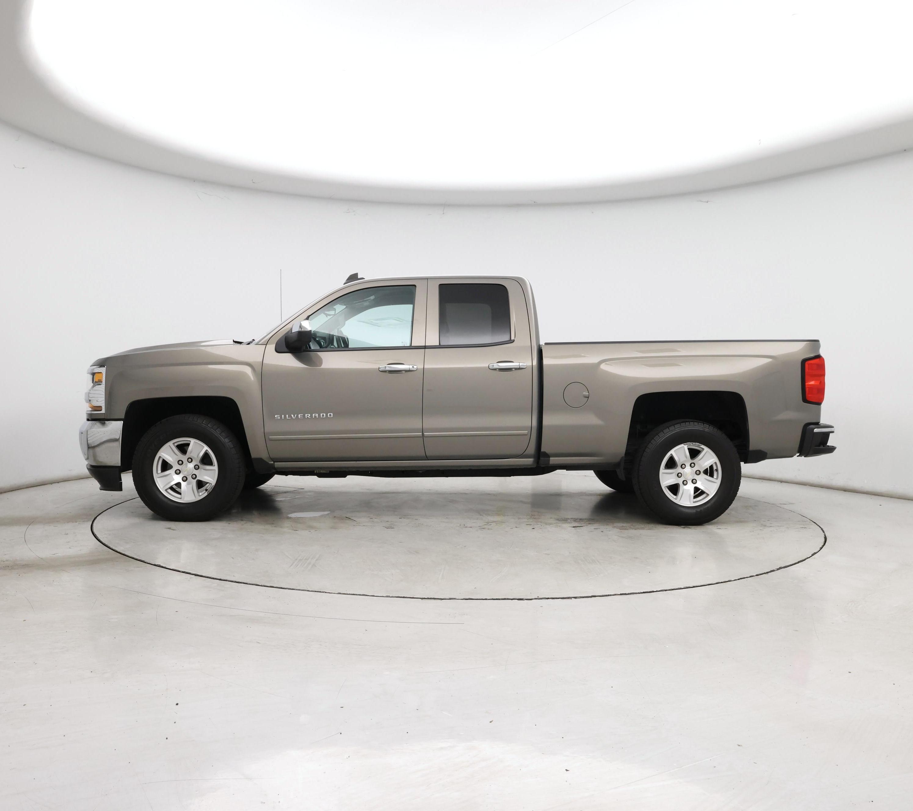 Thumbnail: 2017 Chevrolet Silverado 1500 - 3