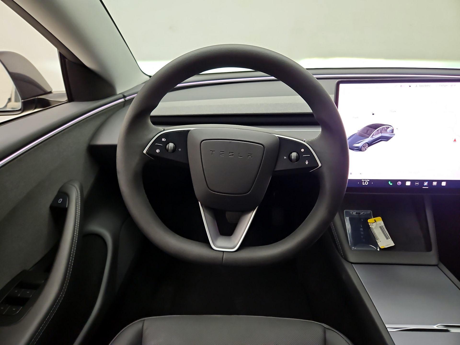 Thumbnail: 2026 Tesla Model 3 - 10