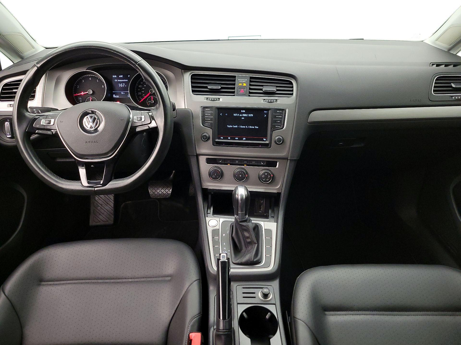Thumbnail: 2016 Volkswagen Golf - 9