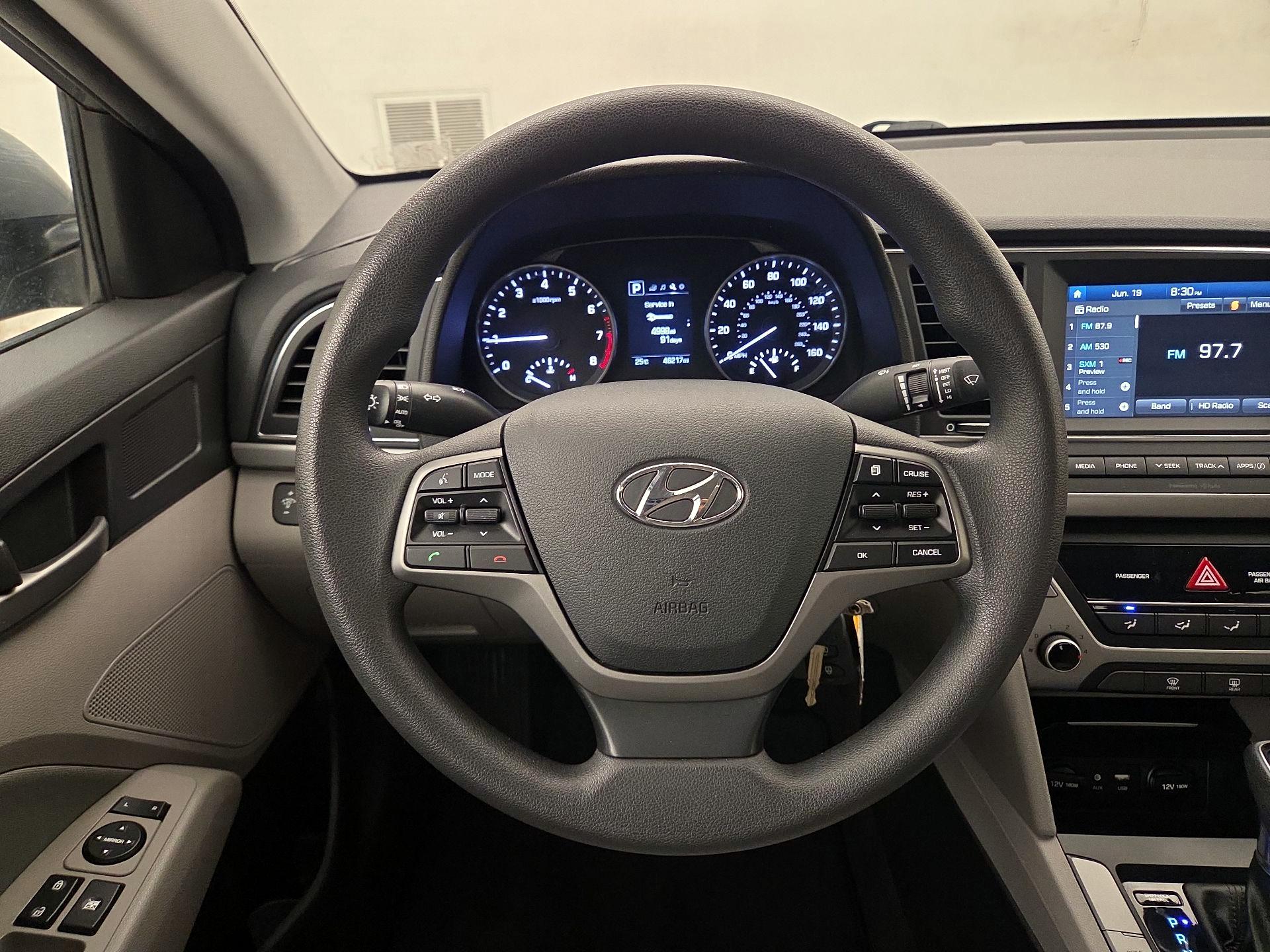Thumbnail: 2018 Hyundai Elantra - 10
